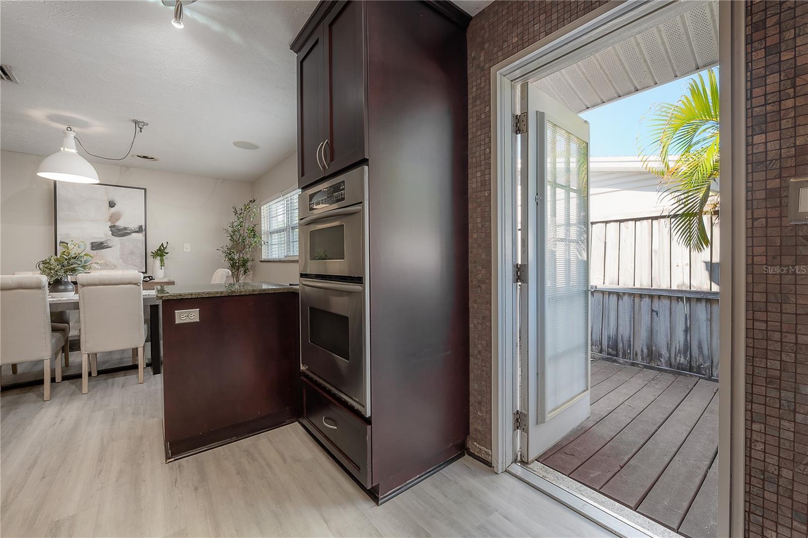 Image 11 of 36 For 4606 Oakellar Avenue