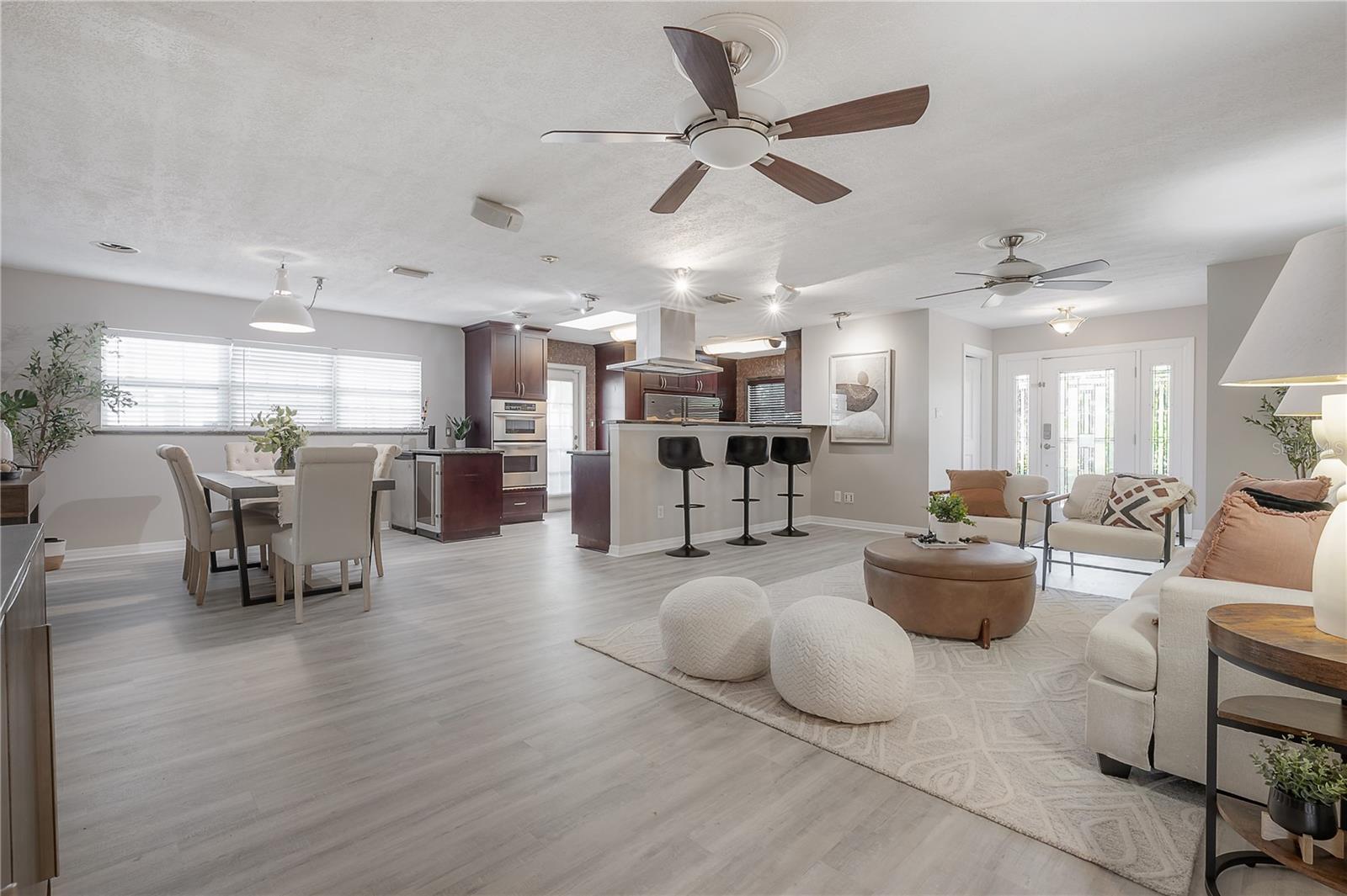 Image 12 of 36 For 4606 Oakellar Avenue