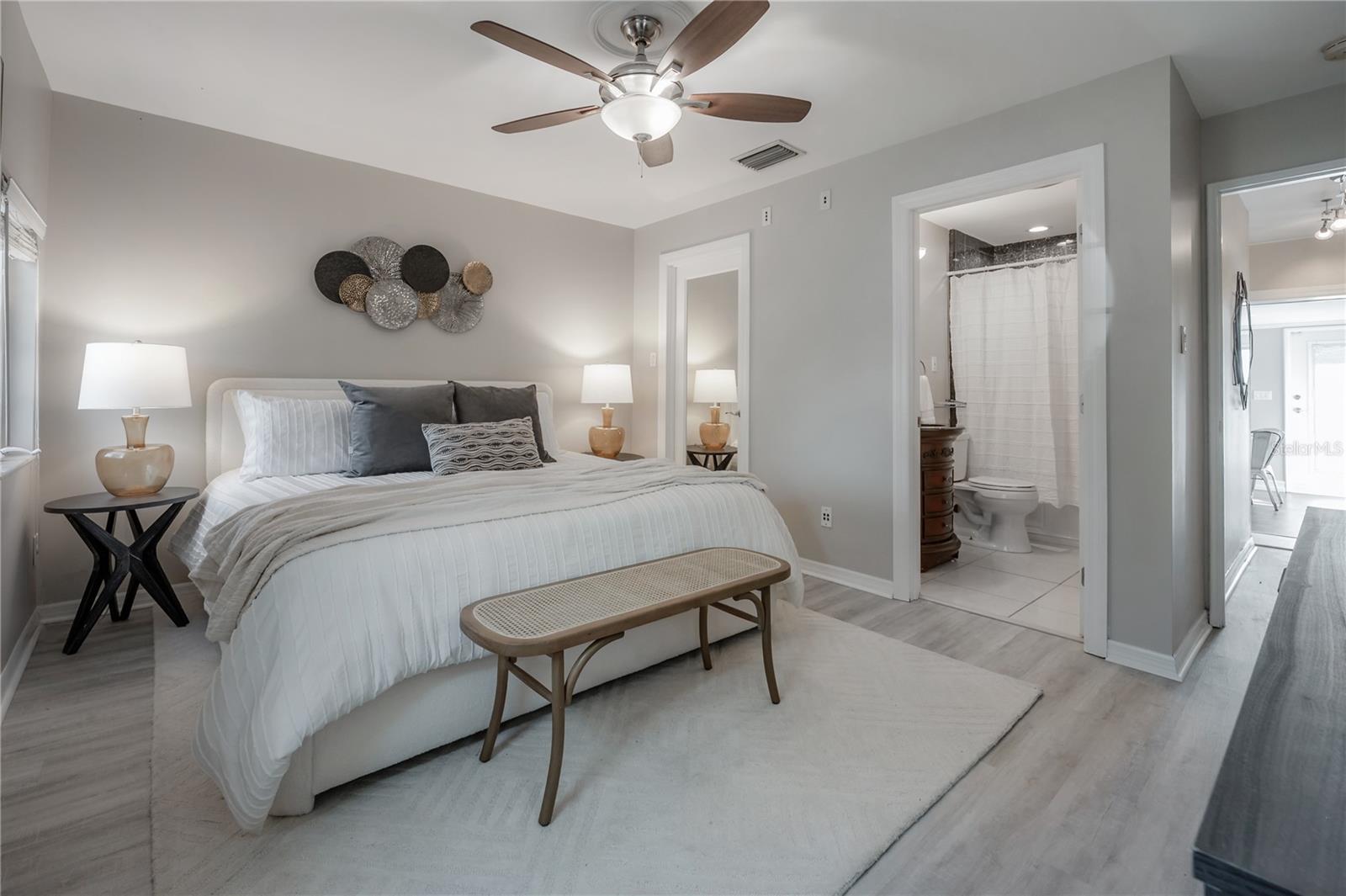 Image 15 of 36 For 4606 Oakellar Avenue