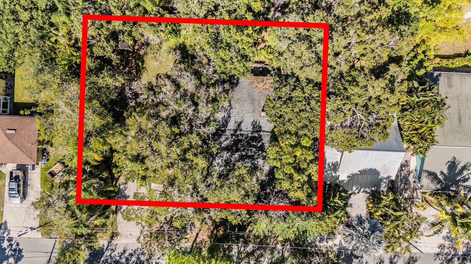 Image 16 of 25 For 344 Bay Street