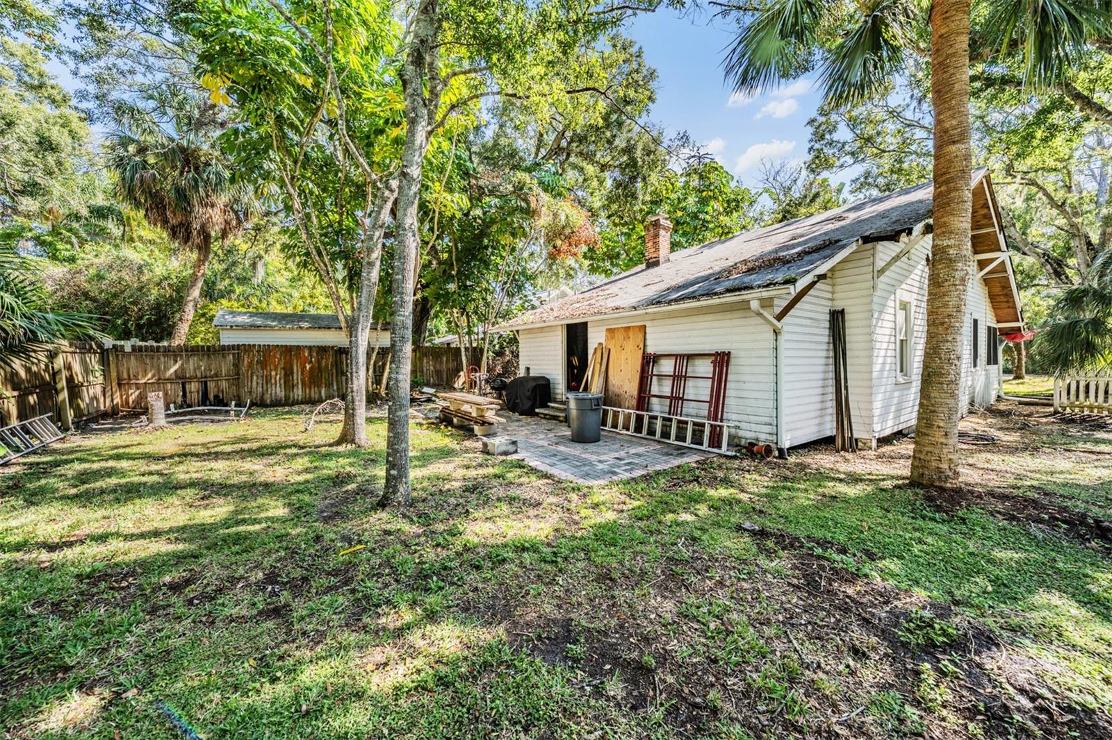 Image 20 of 25 For 344 Bay Street