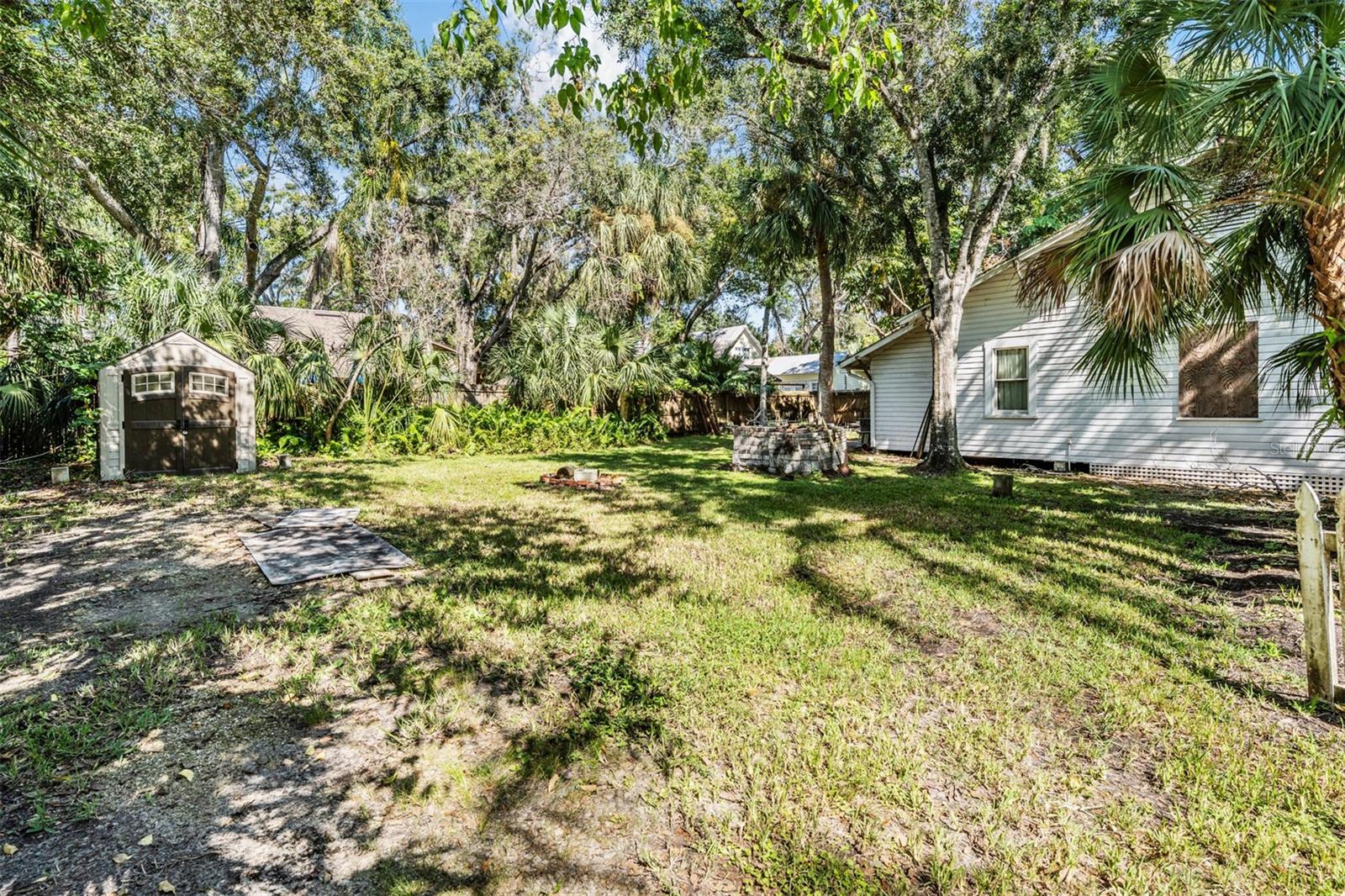 Image 25 of 25 For 344 Bay Street