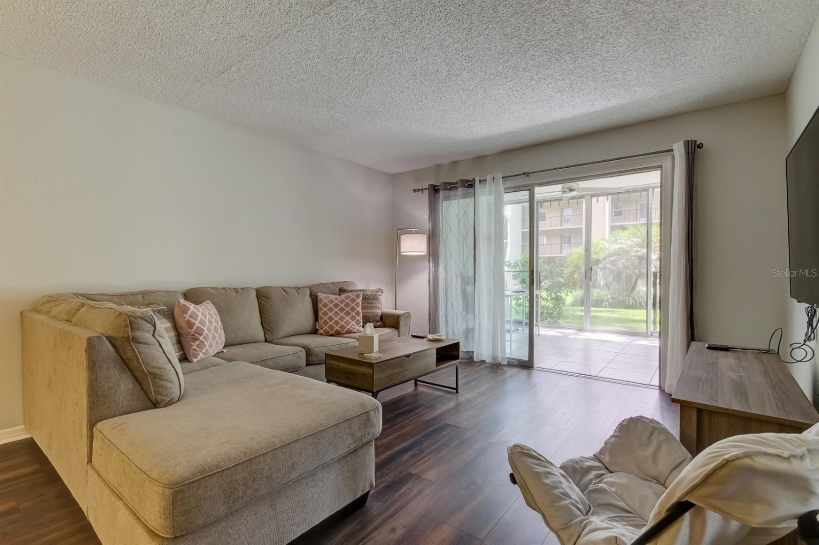 Image 20 of 71 For 90 Highland Avenue 112