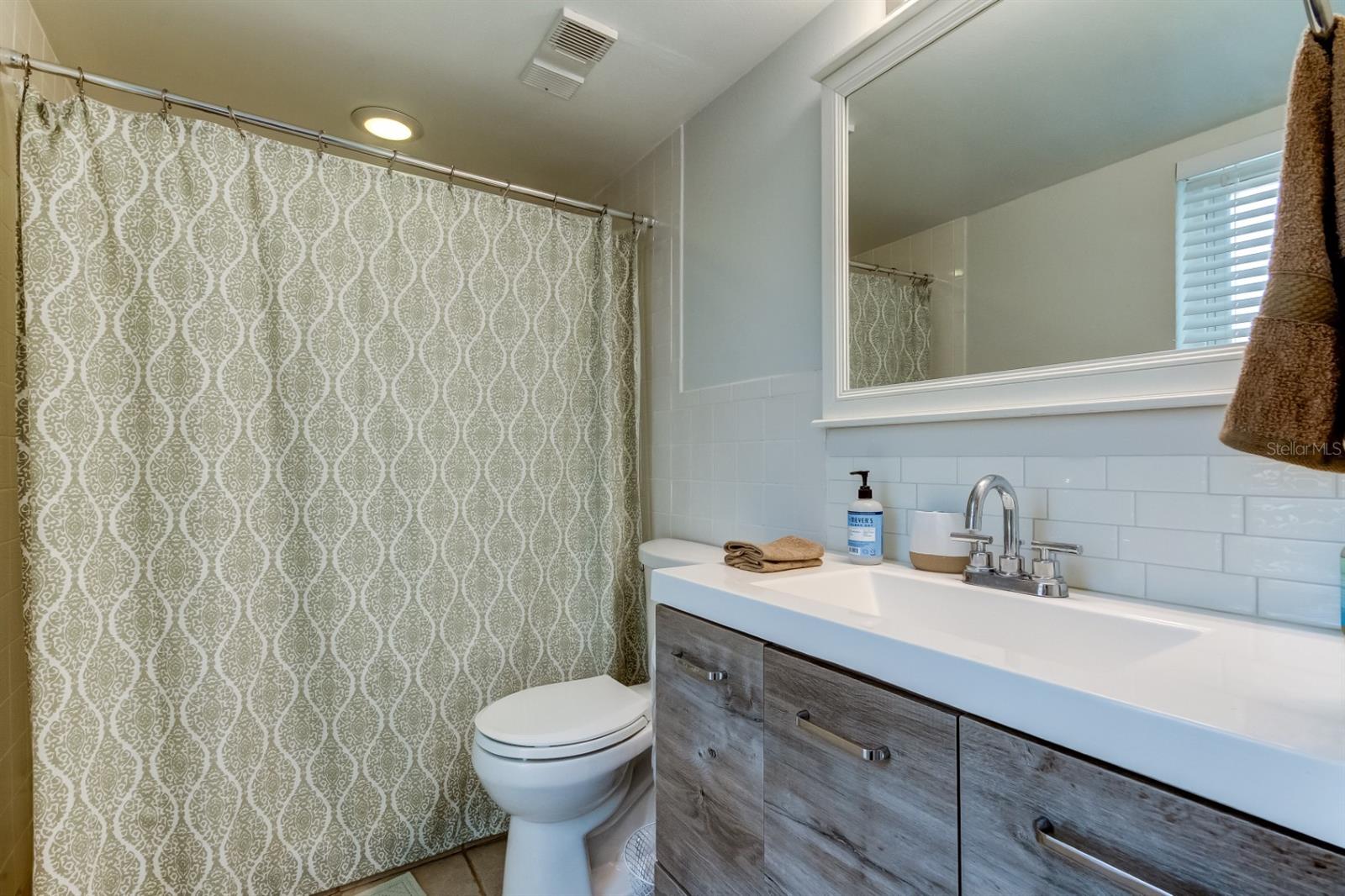 Image 32 of 71 For 90 Highland Avenue 112