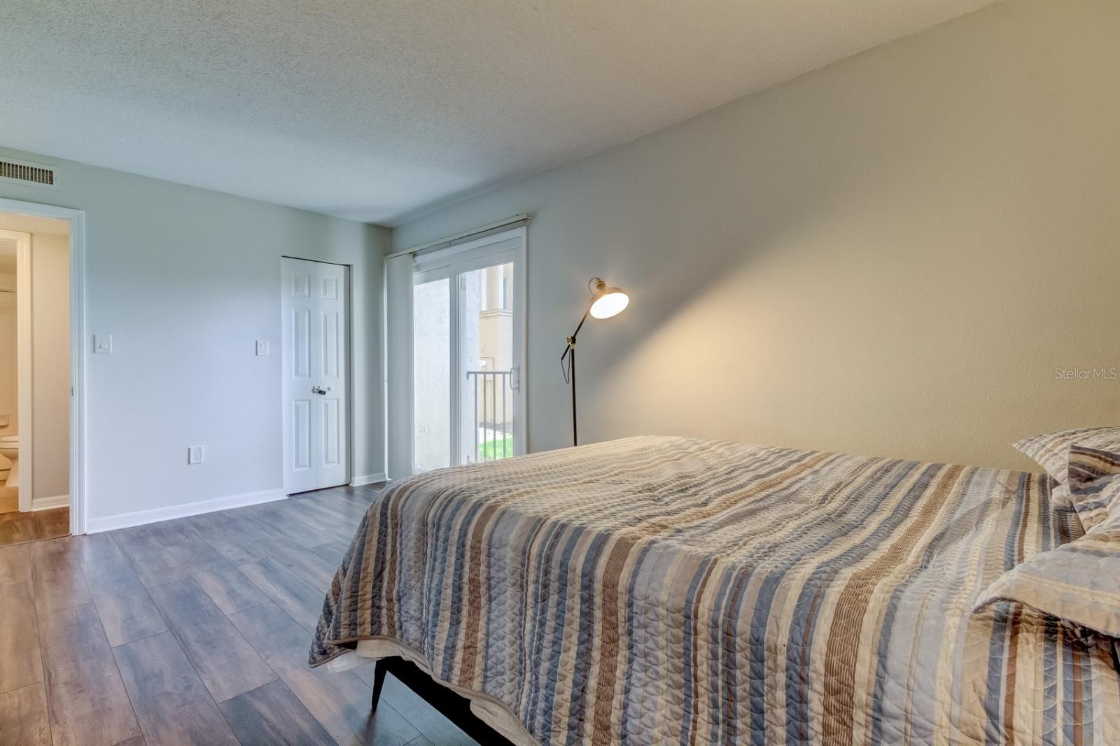 Image 36 of 71 For 90 Highland Avenue 112