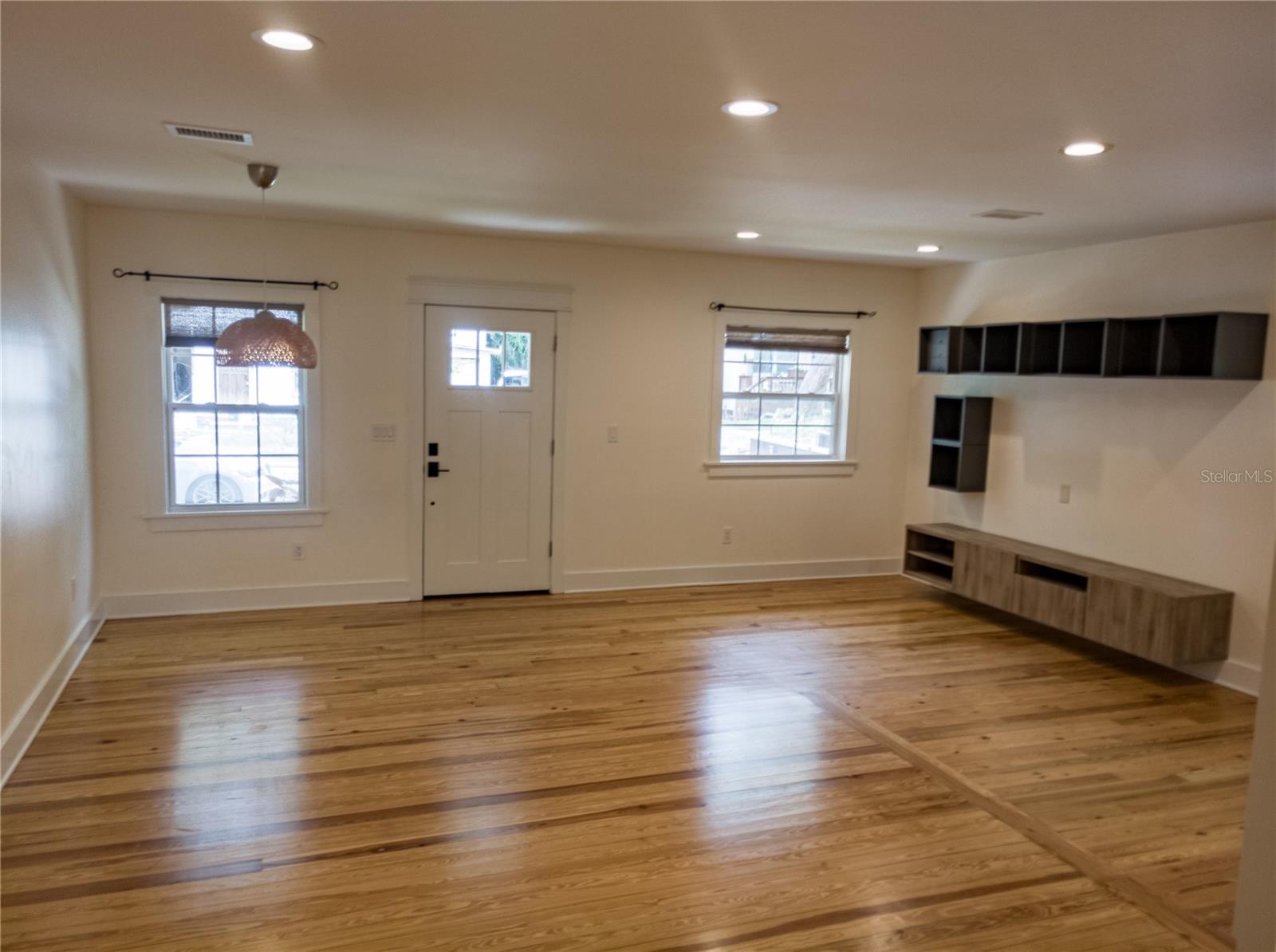 Image 22 of 43 For 515 Wilkie Street