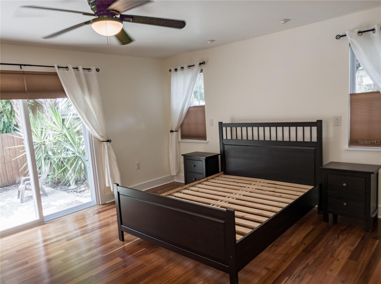 Image 32 of 43 For 515 Wilkie Street