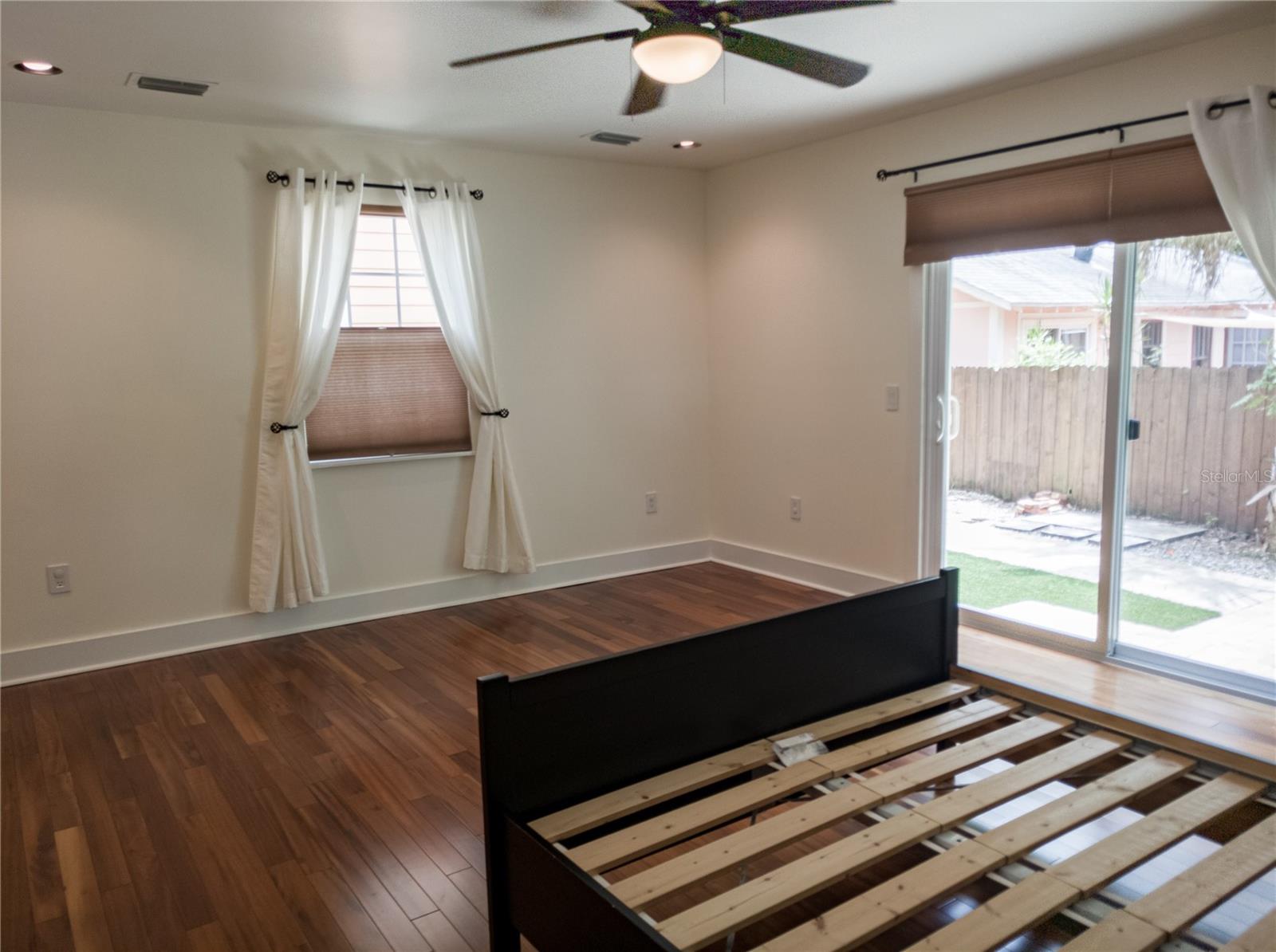 Image 33 of 43 For 515 Wilkie Street