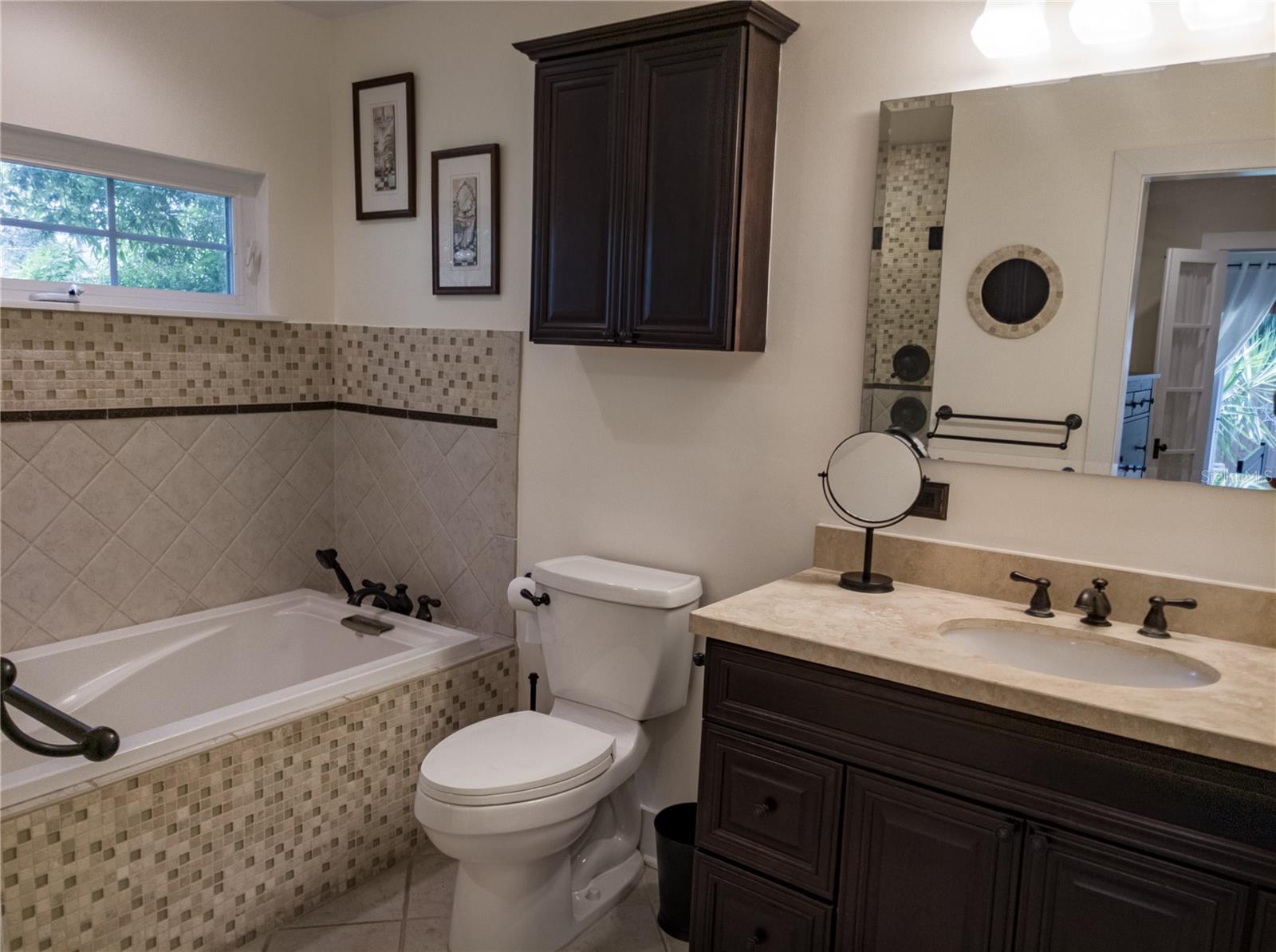 Image 37 of 43 For 515 Wilkie Street