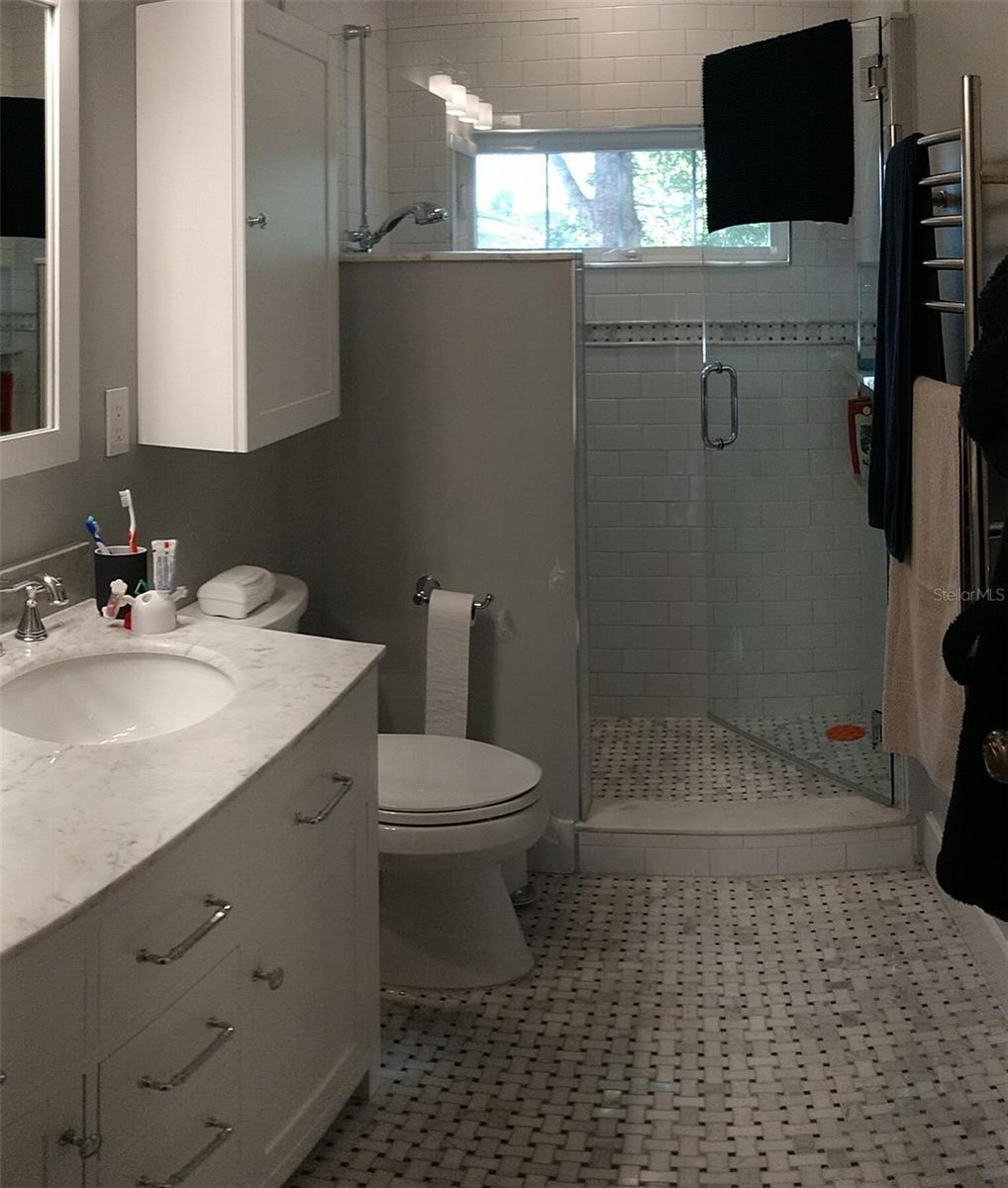 Image 4 of 43 For 515 Wilkie Street