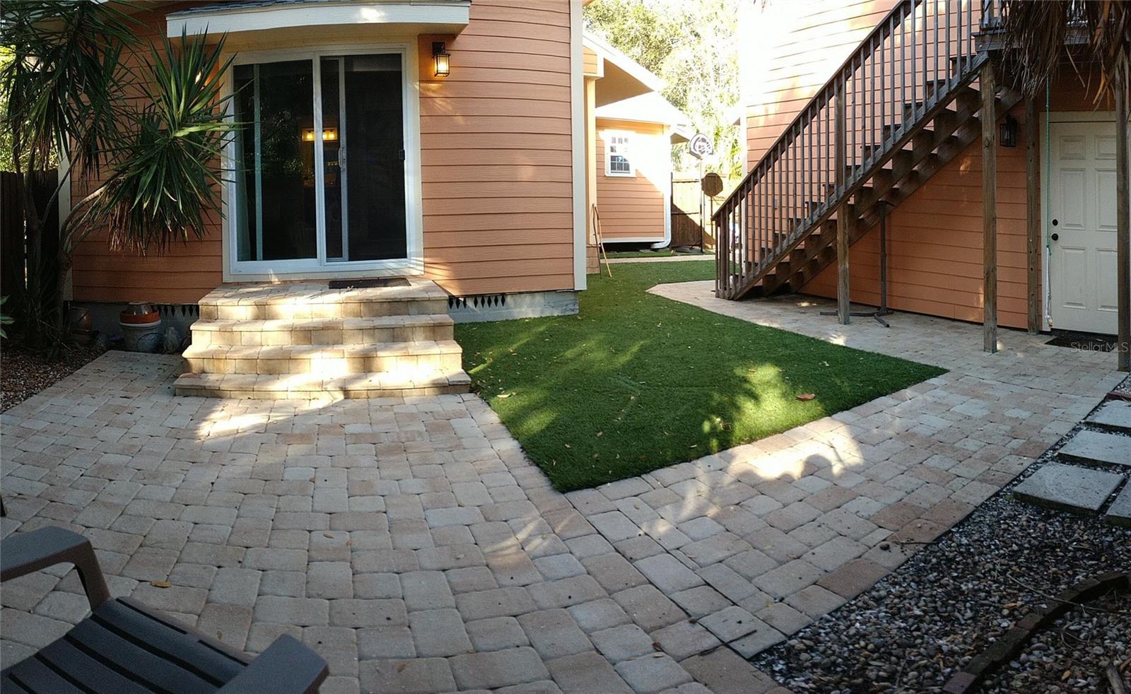 Image 8 of 43 For 515 Wilkie Street