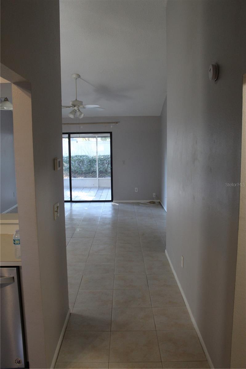 Image 6 of 13 For 8418 Laurelon Place