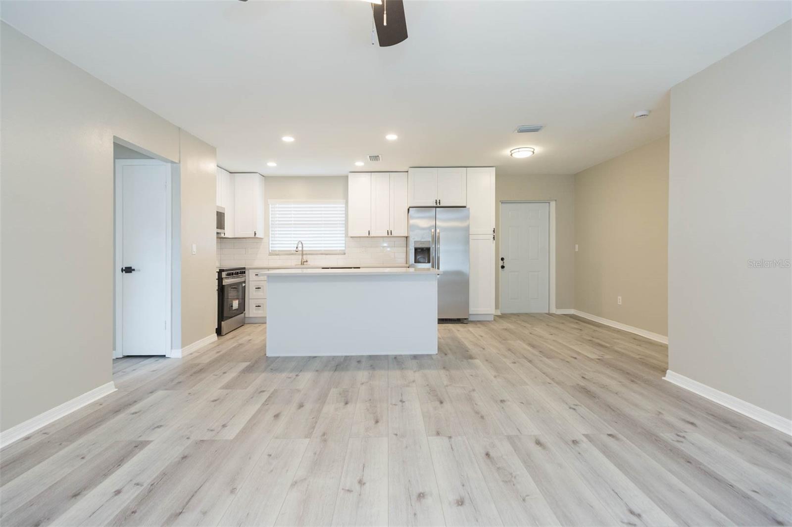 Image 3 of 19 For 7608 Sanibel Circle