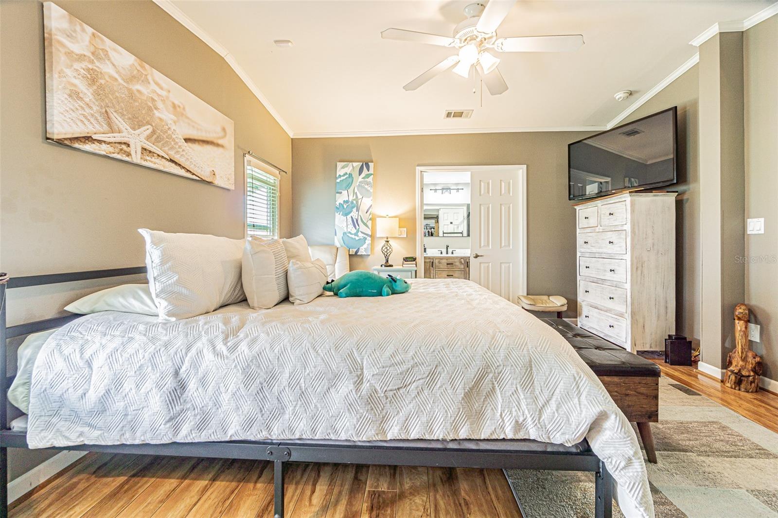 Image 14 of 33 For 37513 Campo Avenue