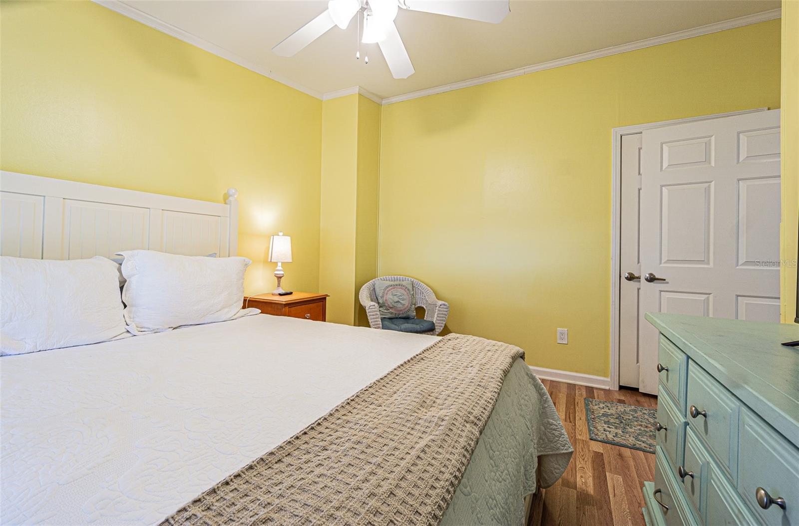 Image 17 of 33 For 37513 Campo Avenue