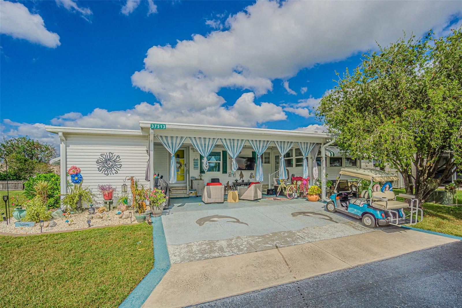 Image 2 of 6 For 37513 Campo Avenue