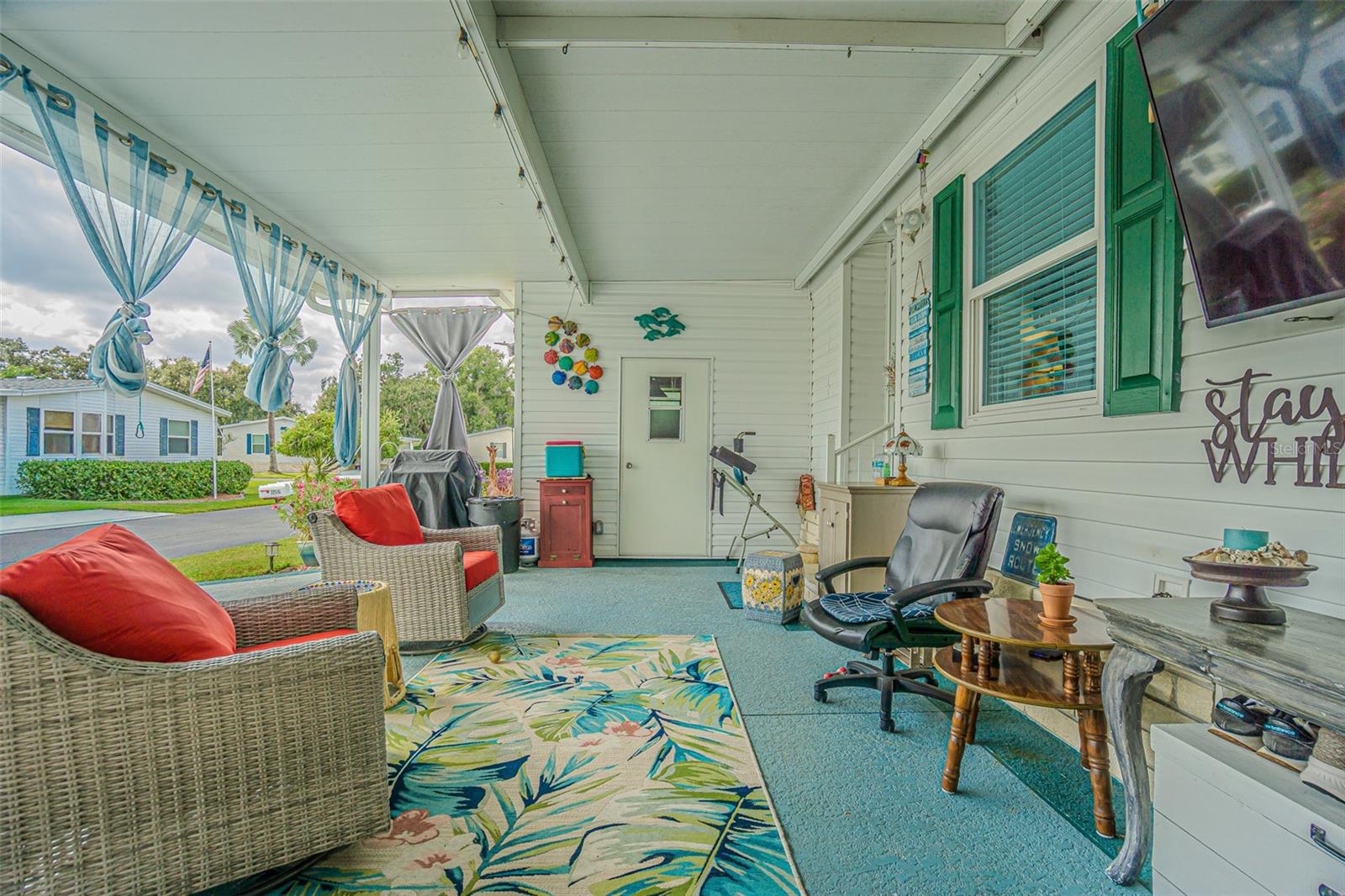 Image 20 of 33 For 37513 Campo Avenue