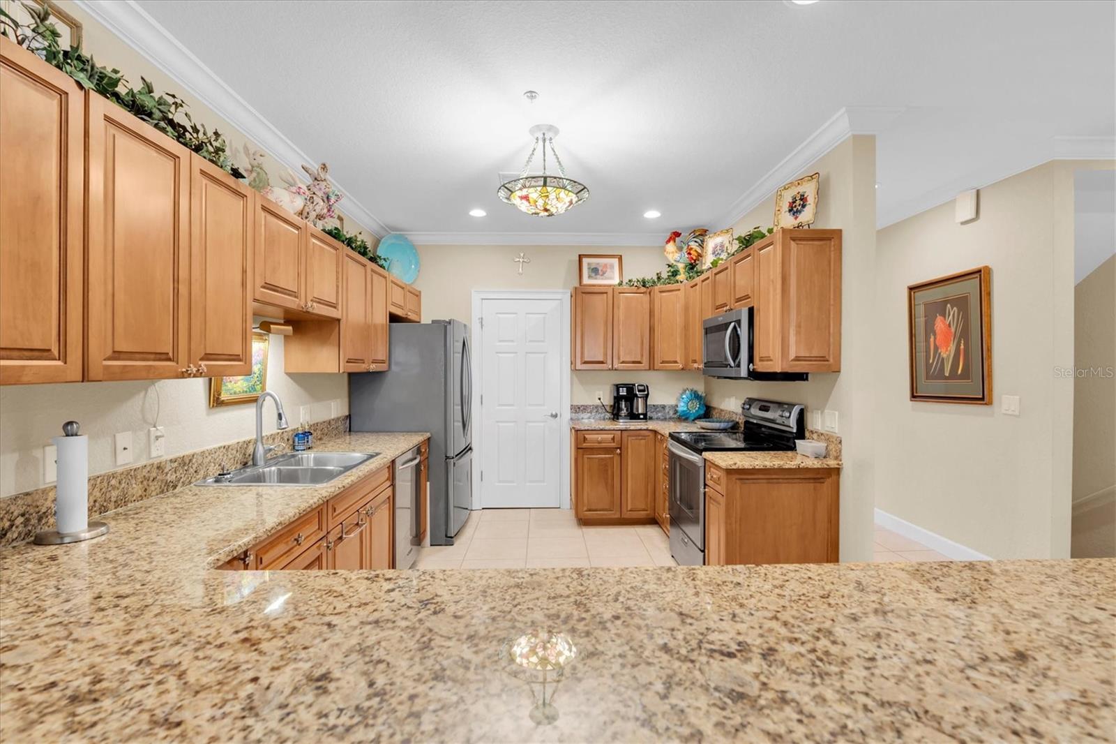 Image 11 of 42 For 300 Capri Boulevard 6