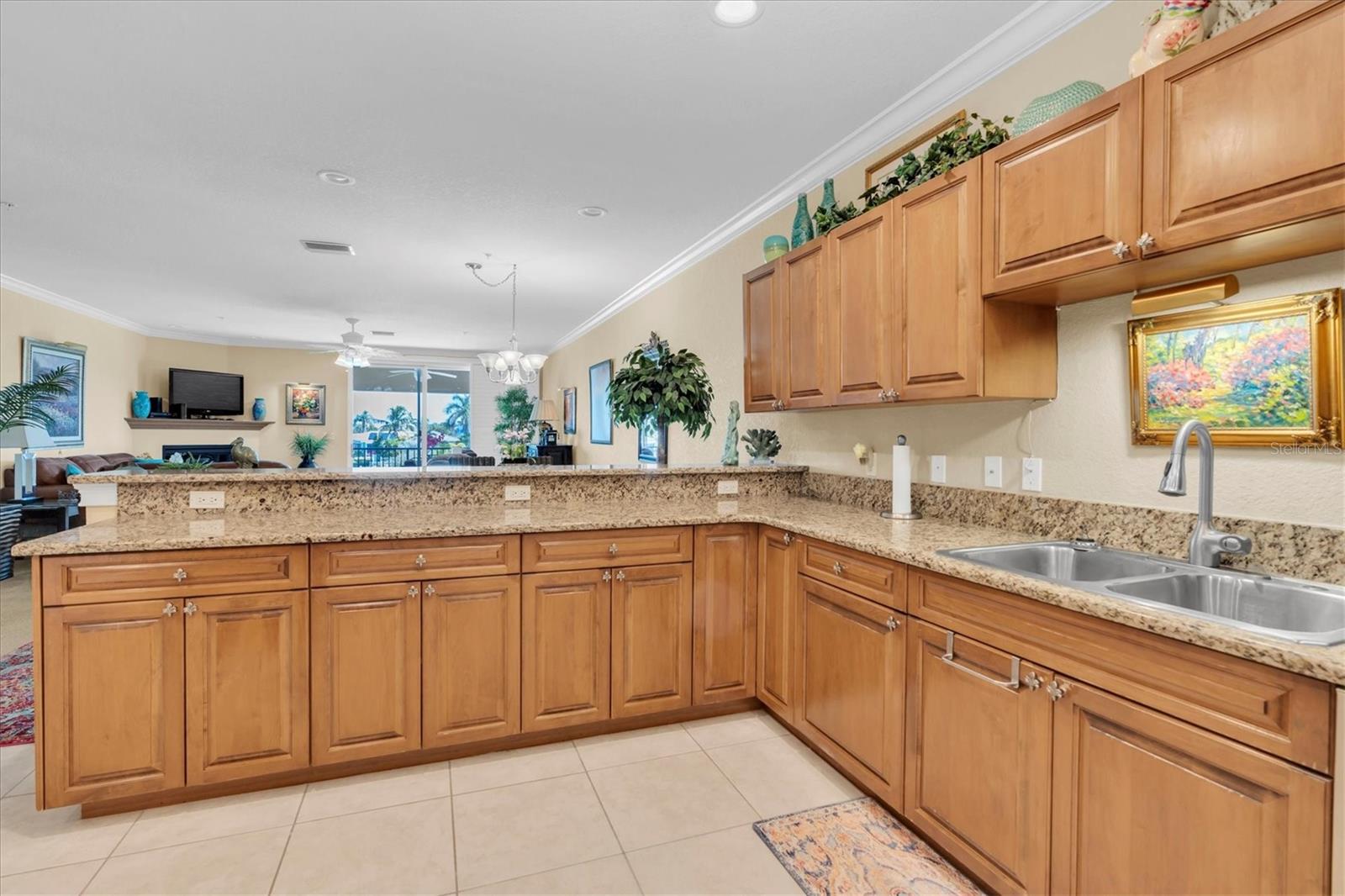 Image 14 of 42 For 300 Capri Boulevard 6