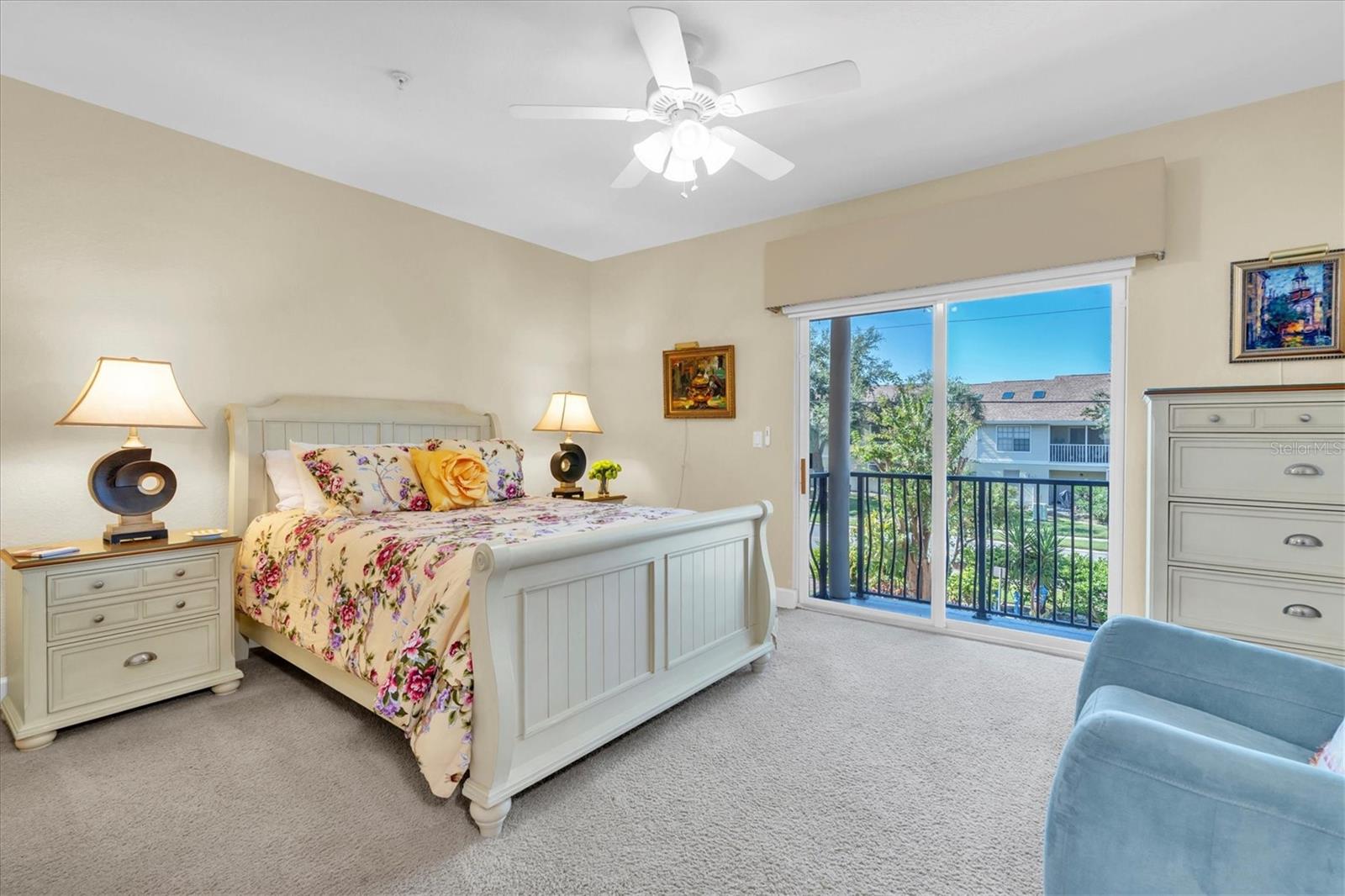 Image 15 of 42 For 300 Capri Boulevard 6