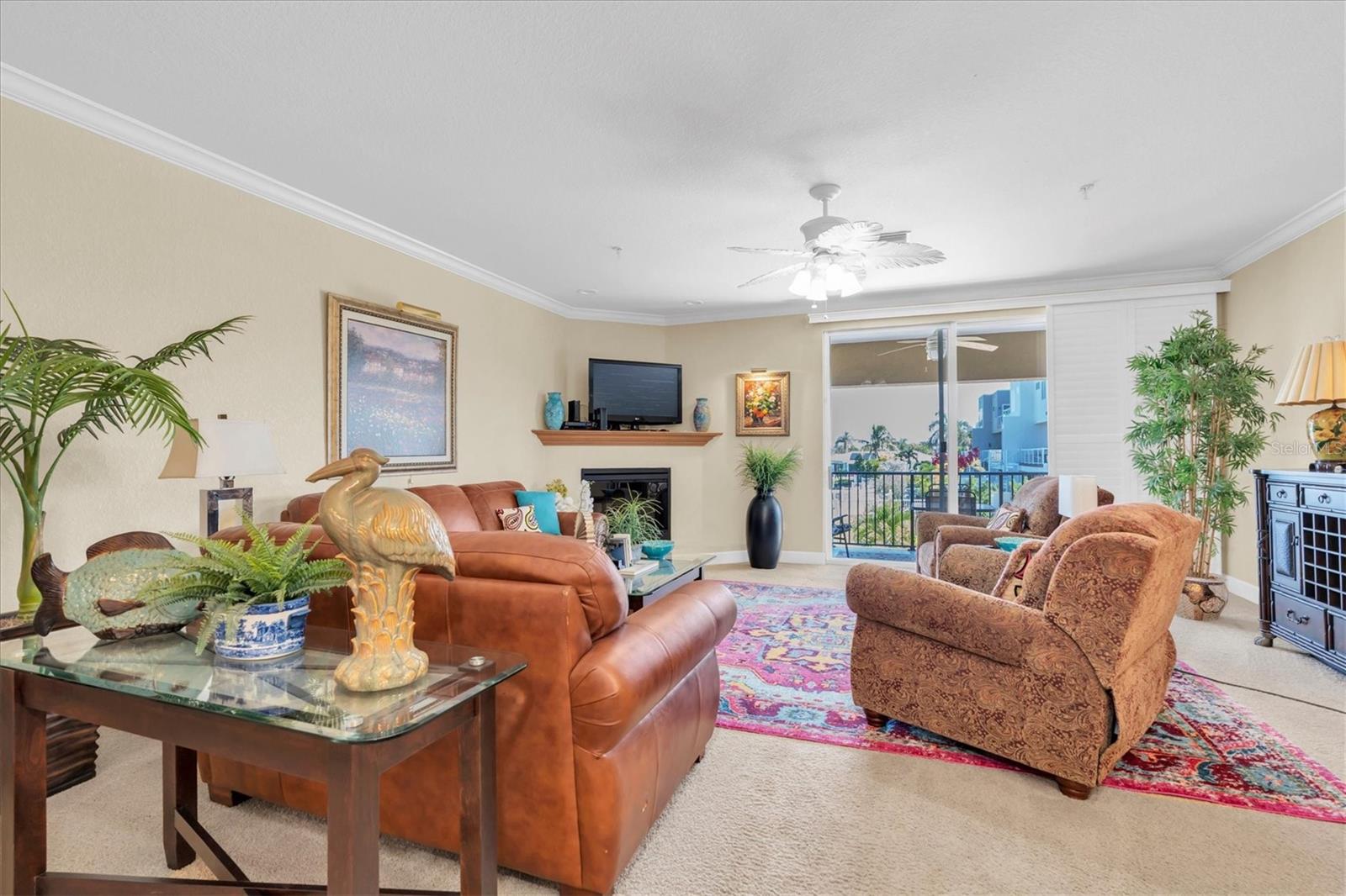 Image 5 of 42 For 300 Capri Boulevard 6