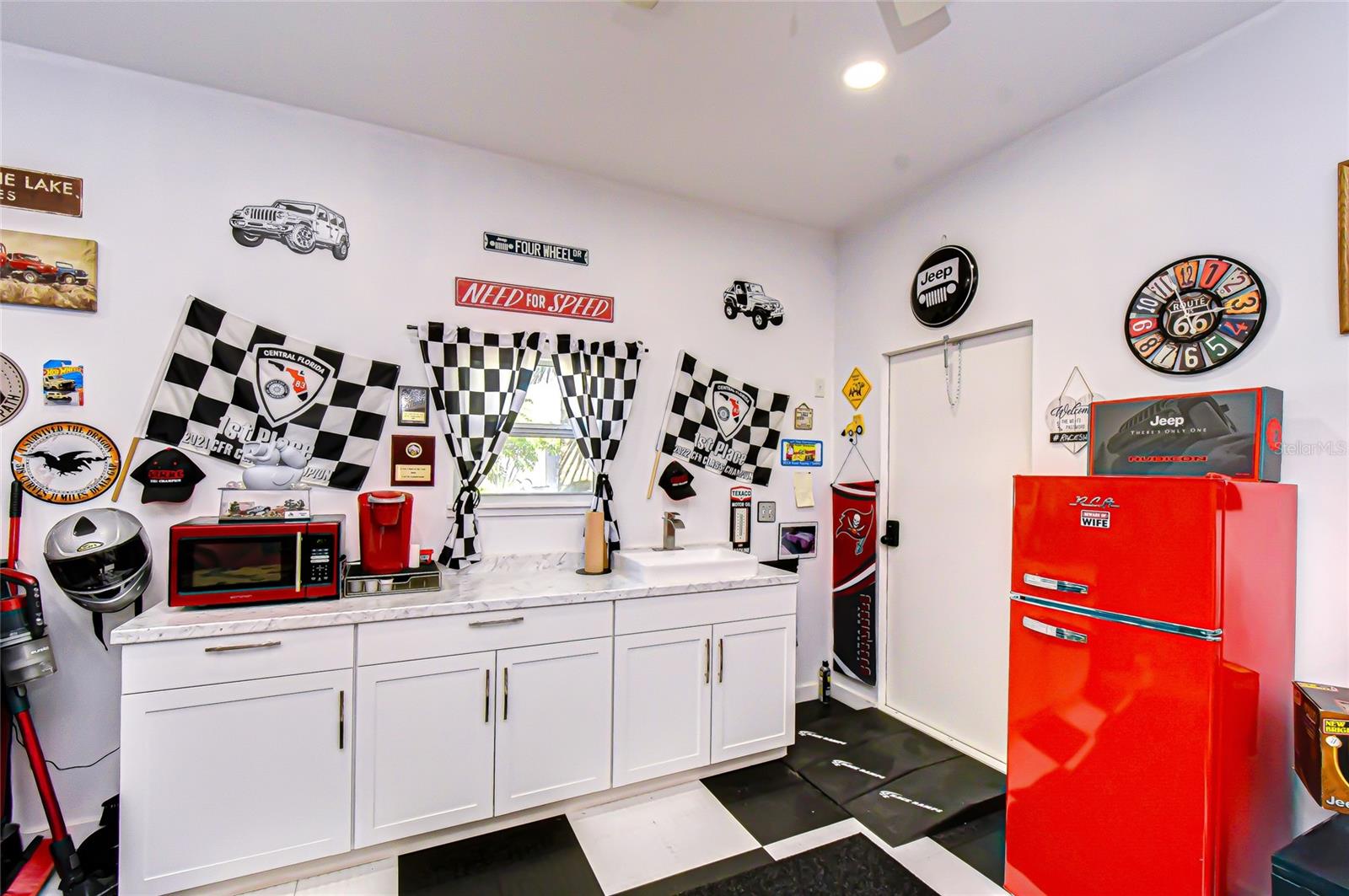 Image 15 of 60 For 15306 Spruson Street