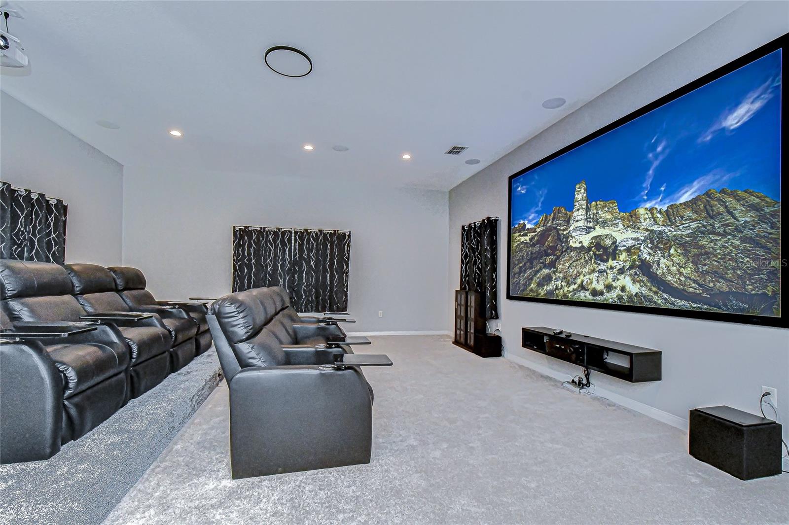 Image 45 of 60 For 15306 Spruson Street