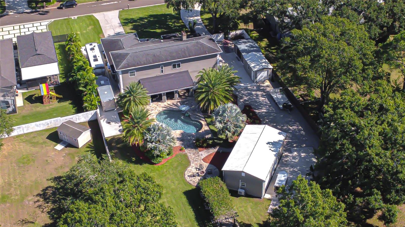 Image 8 of 60 For 15306 Spruson Street