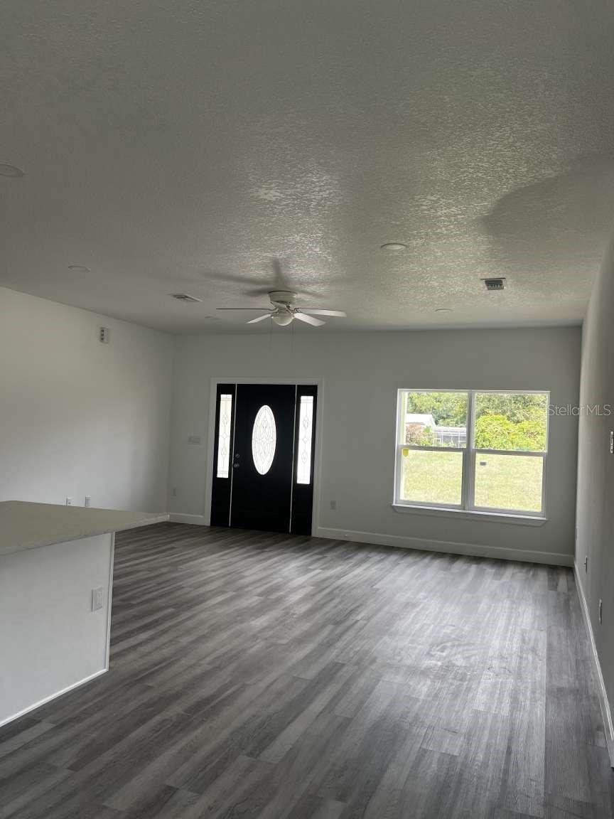 Image 5 of 10 For 32835 Forest Avenue