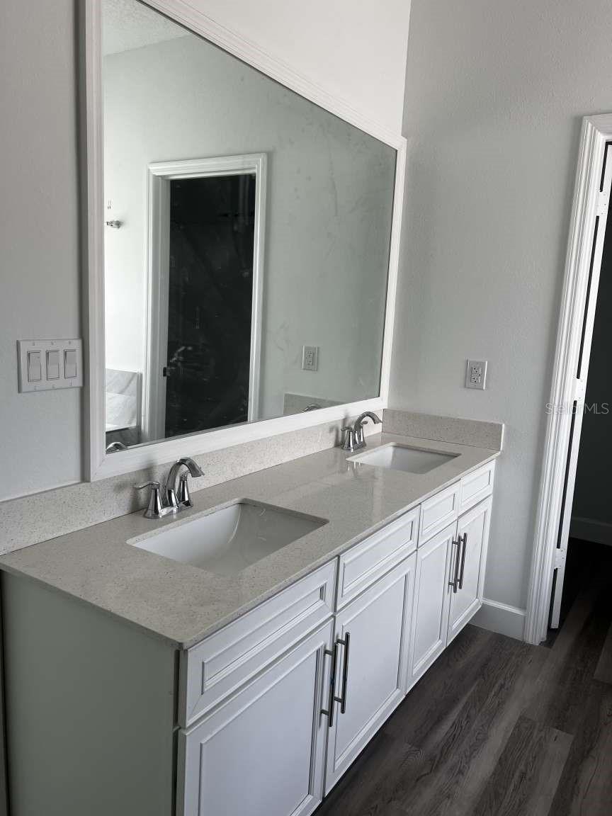 Image 8 of 10 For 32835 Forest Avenue