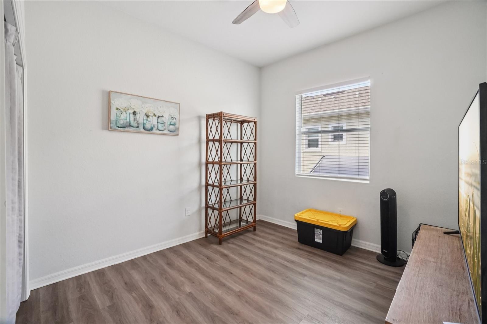 Image 16 of 21 For 154 Spruce Street