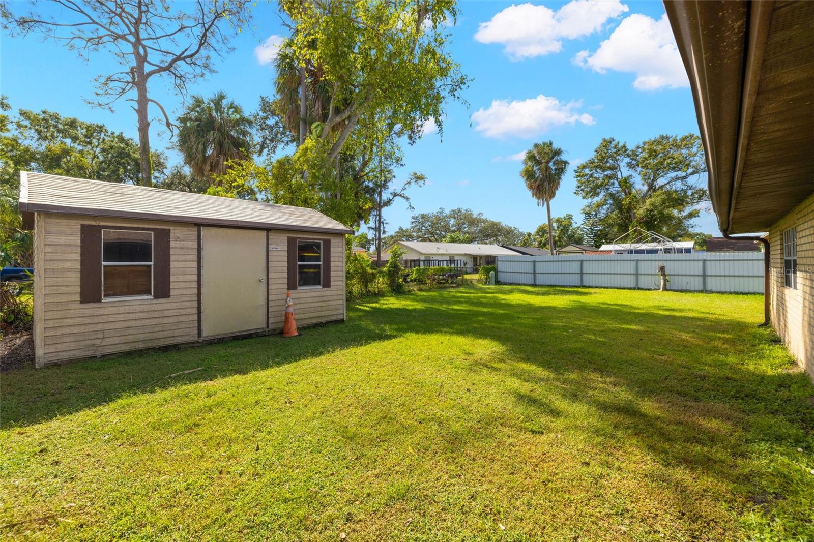 Image 19 of 22 For 7706 Elm Street