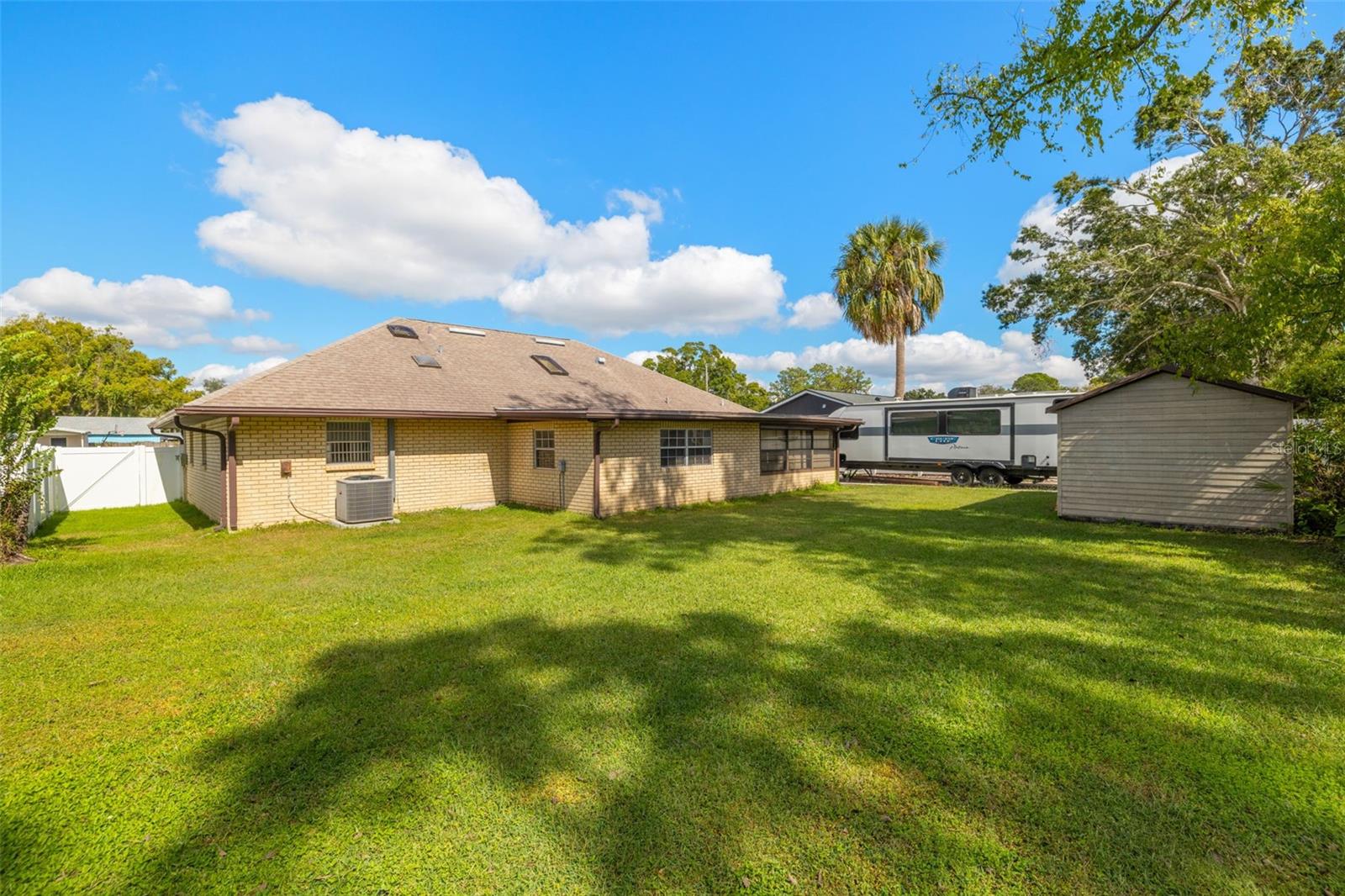 Image 21 of 22 For 7706 Elm Street