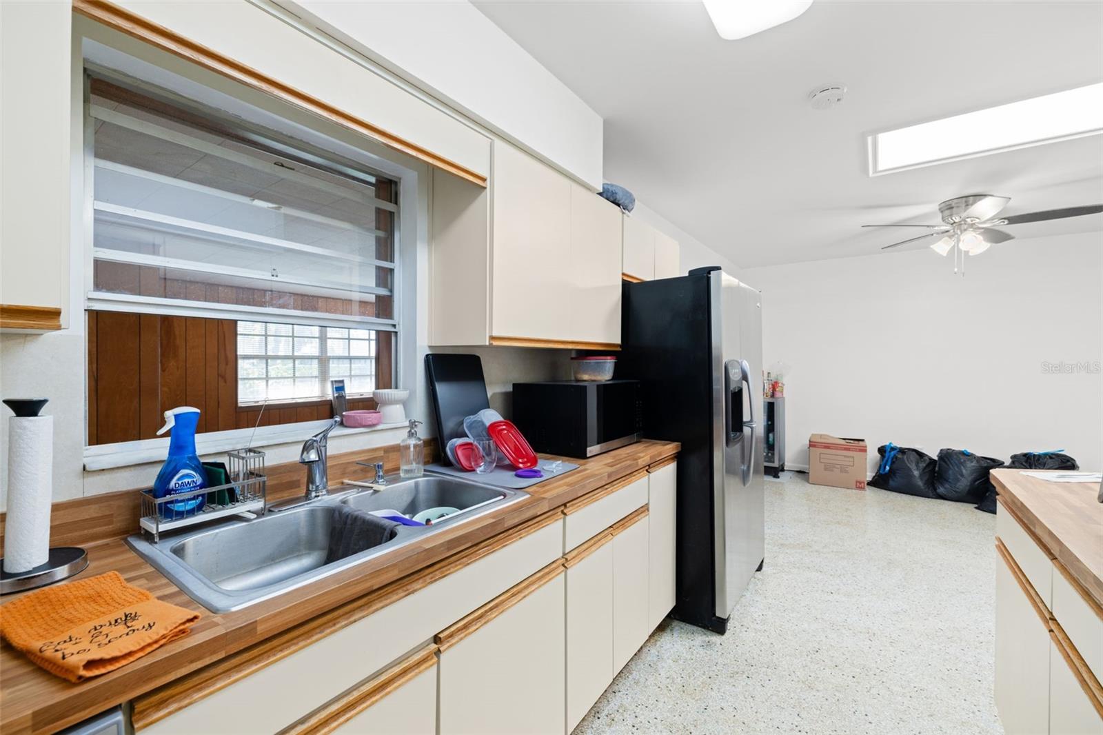 Image 9 of 22 For 7706 Elm Street