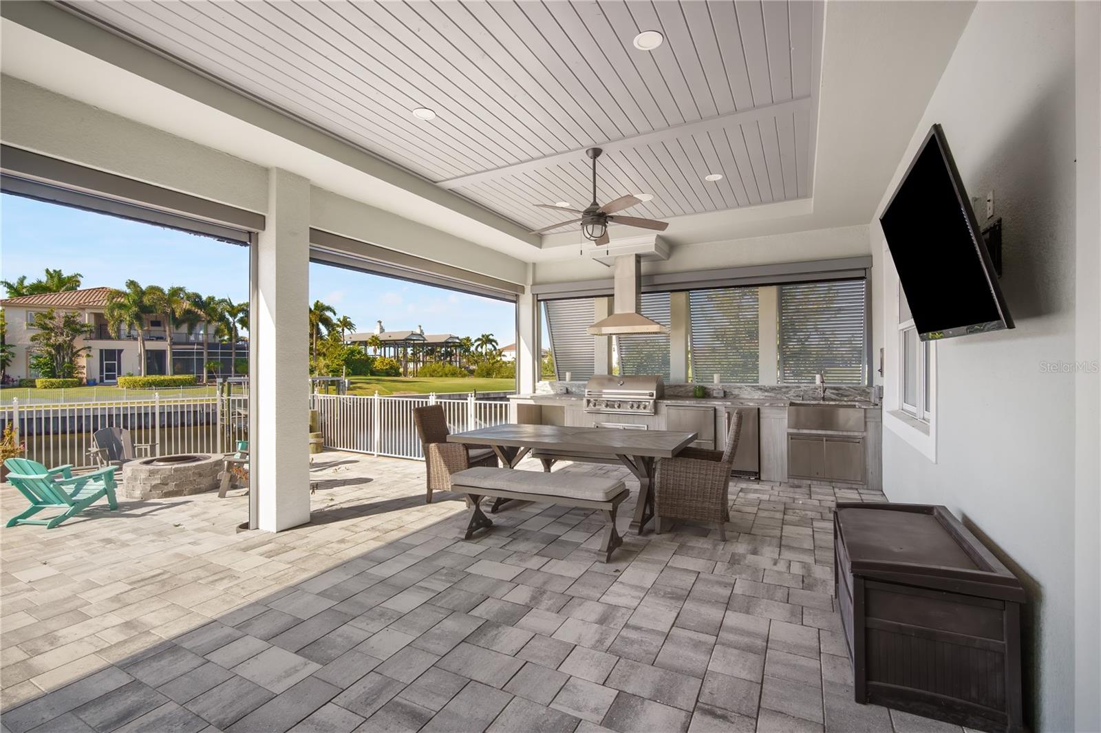 Image 22 of 38 For 718 Pinckney Drive