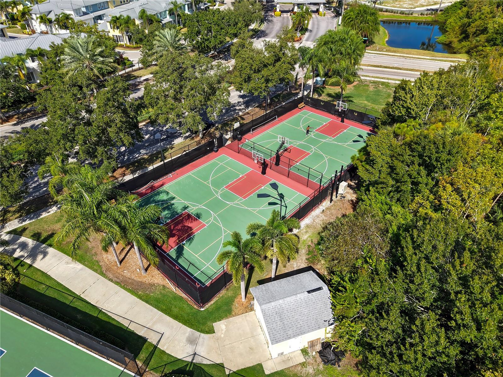 Image 33 of 38 For 718 Pinckney Drive