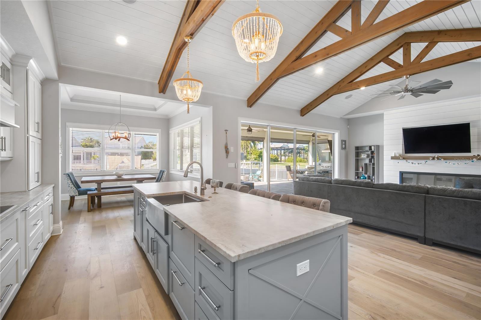 Image 9 of 38 For 718 Pinckney Drive