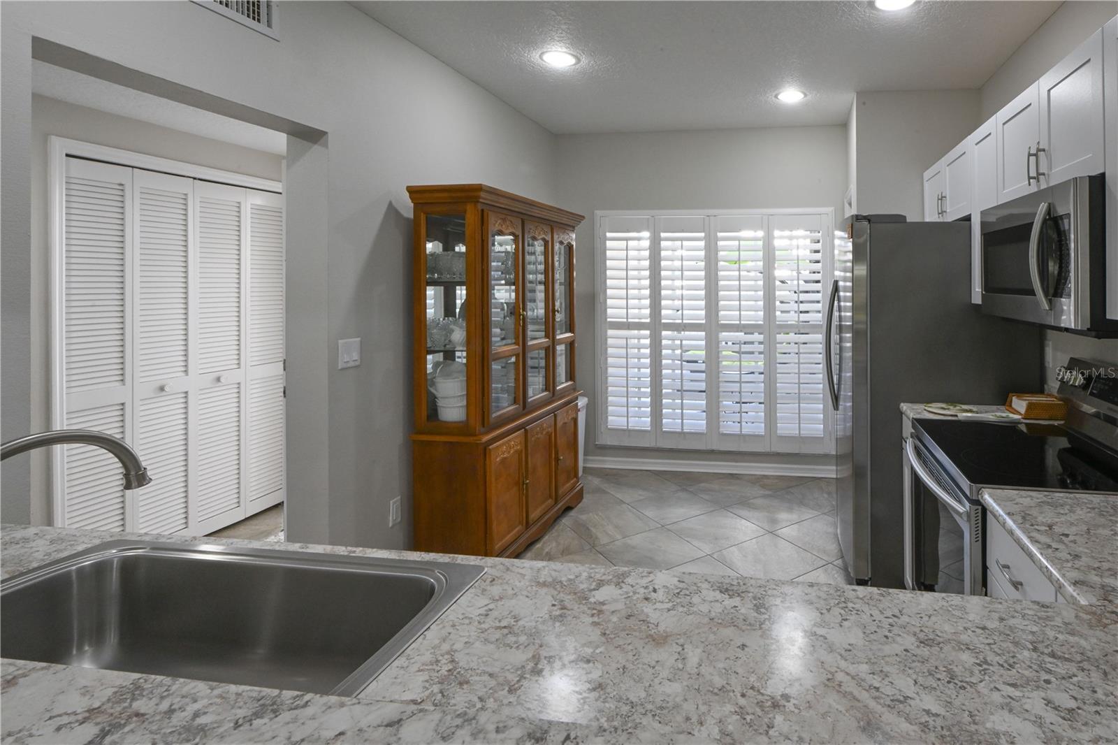 Image 10 of 69 For 11300 Harbor Way 1730