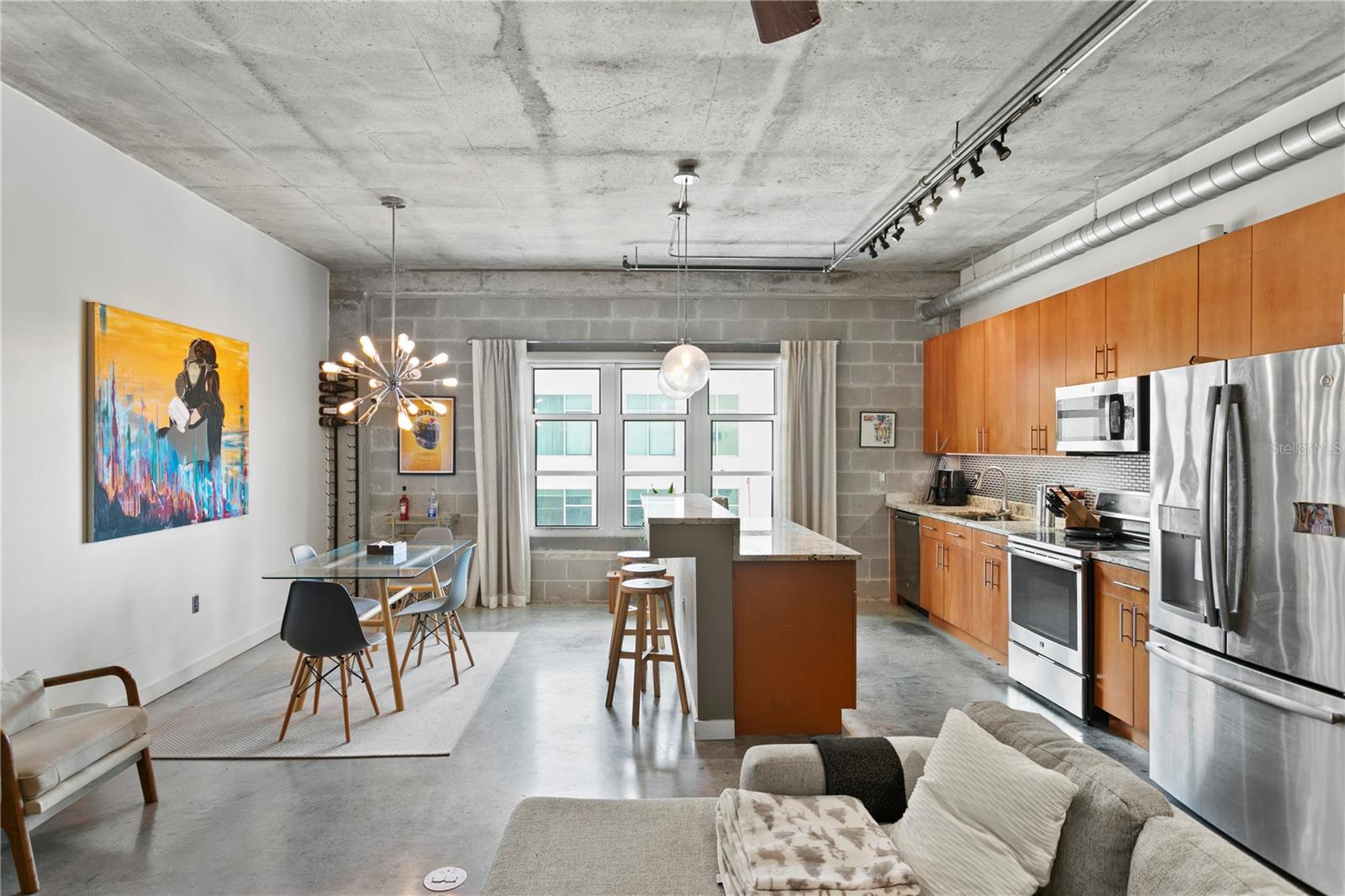 Image 10 of 24 For 1212 Whiting Street 303