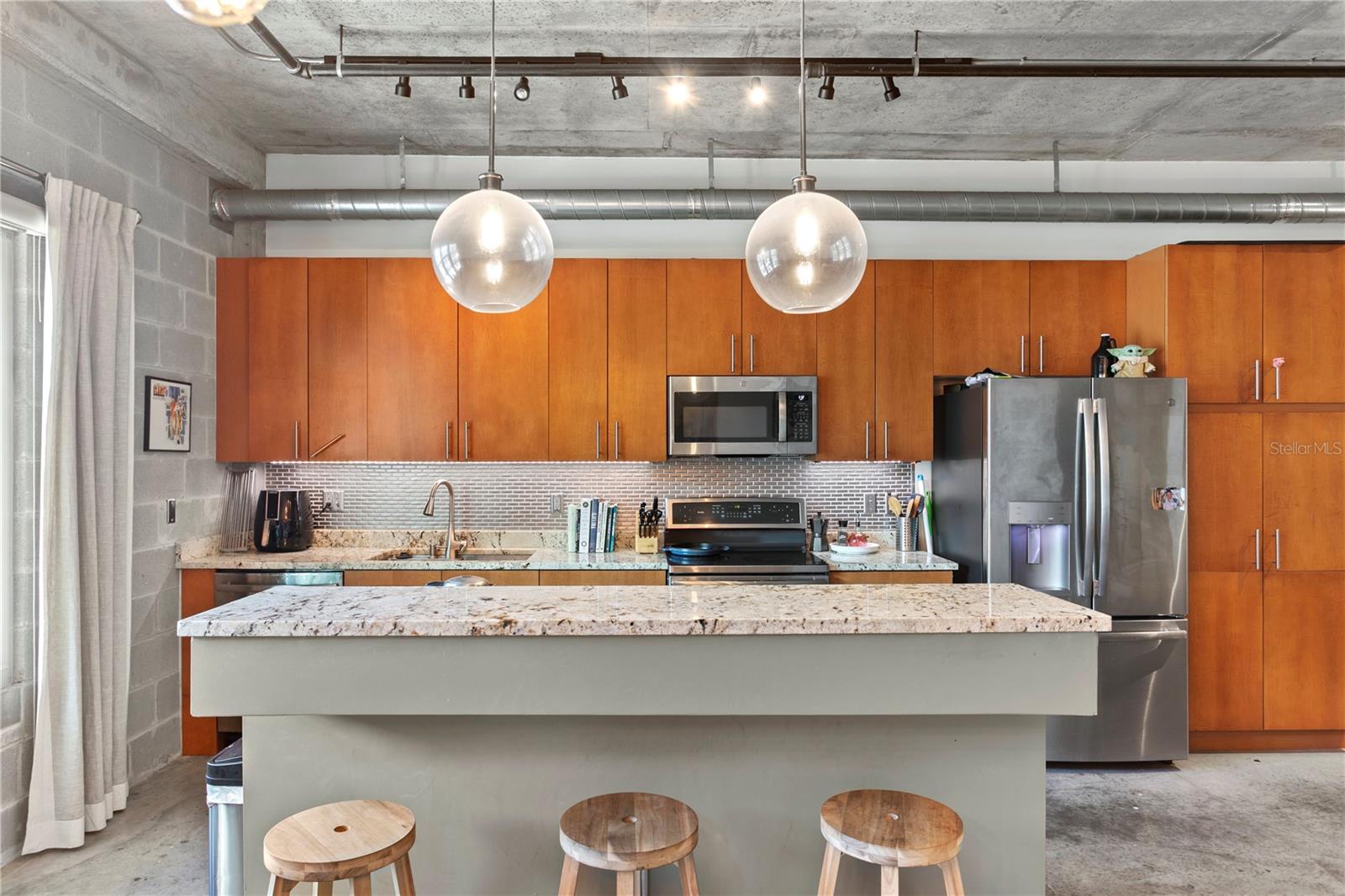 Image 11 of 24 For 1212 Whiting Street 303