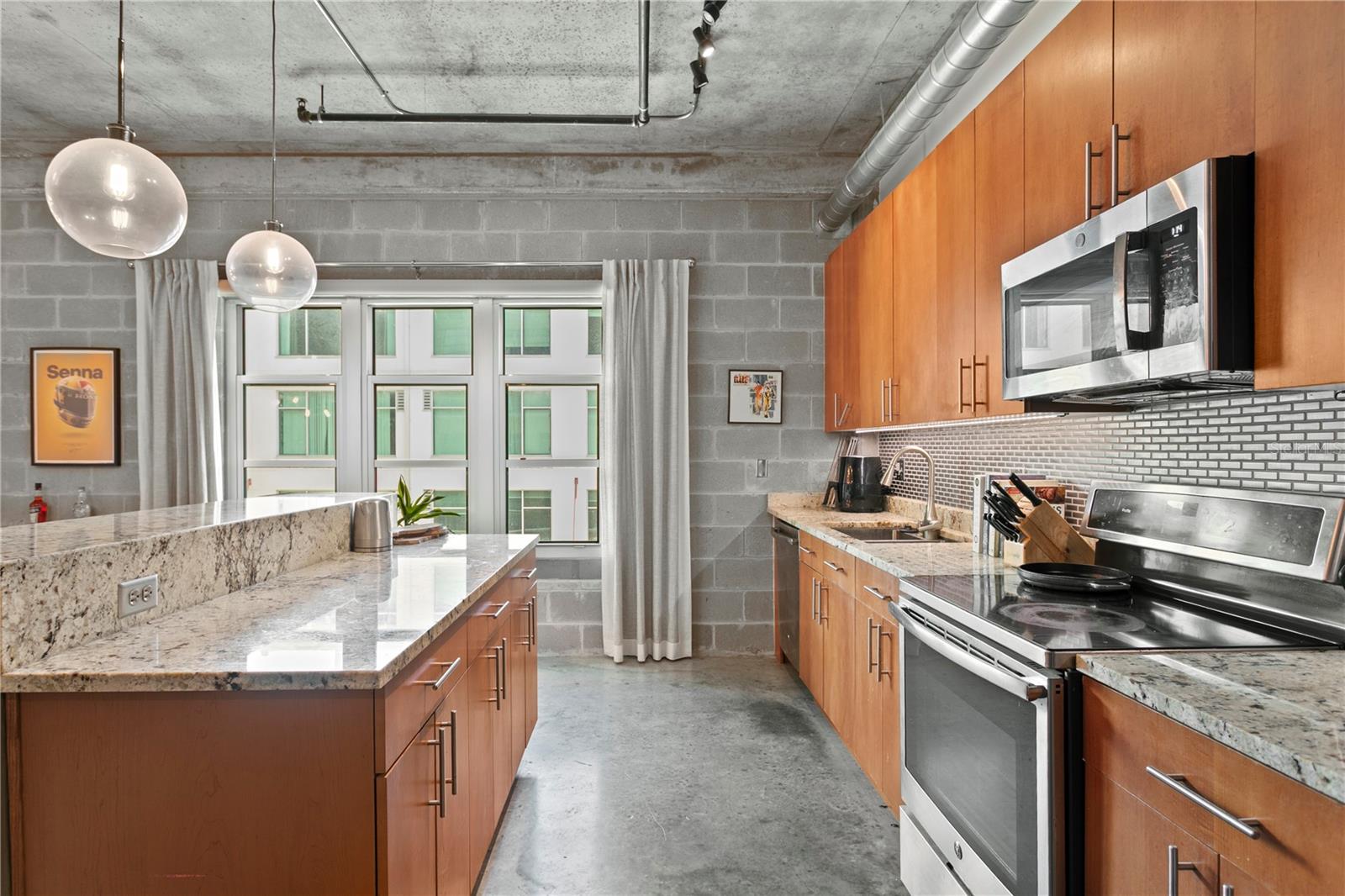 Image 13 of 24 For 1212 Whiting Street 303