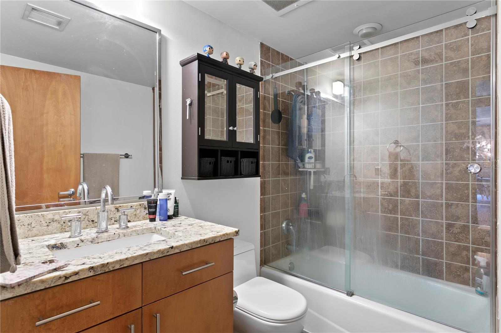 Image 19 of 24 For 1212 Whiting Street 303