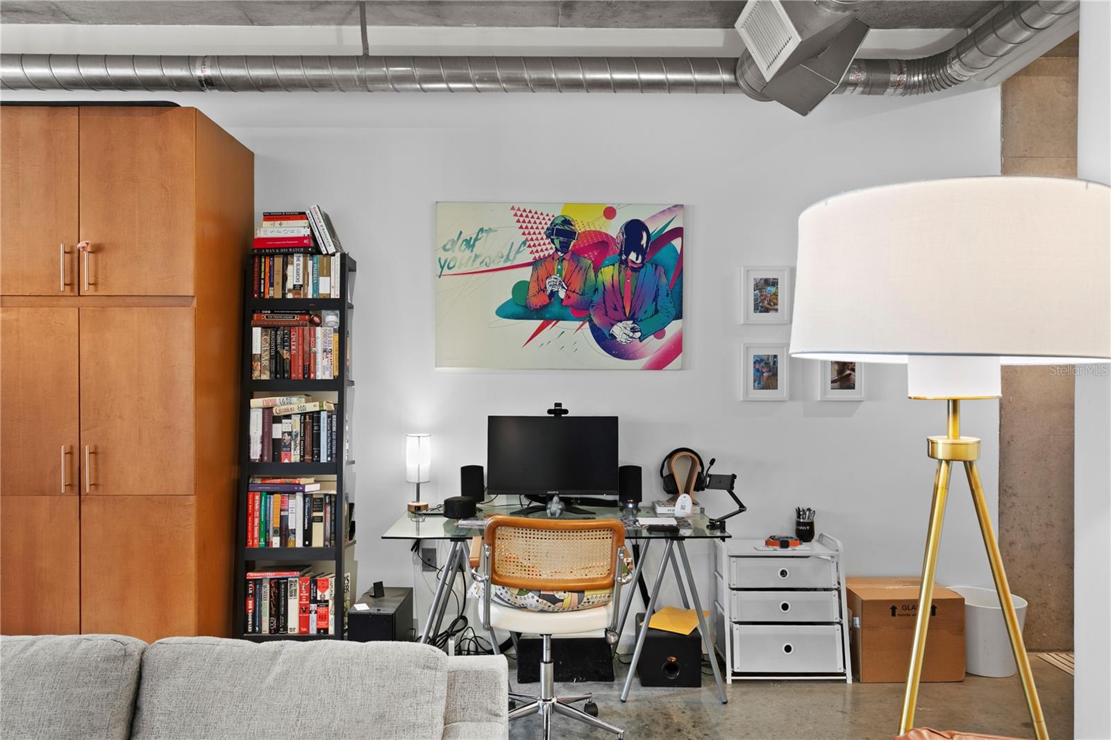 Image 5 of 24 For 1212 Whiting Street 303