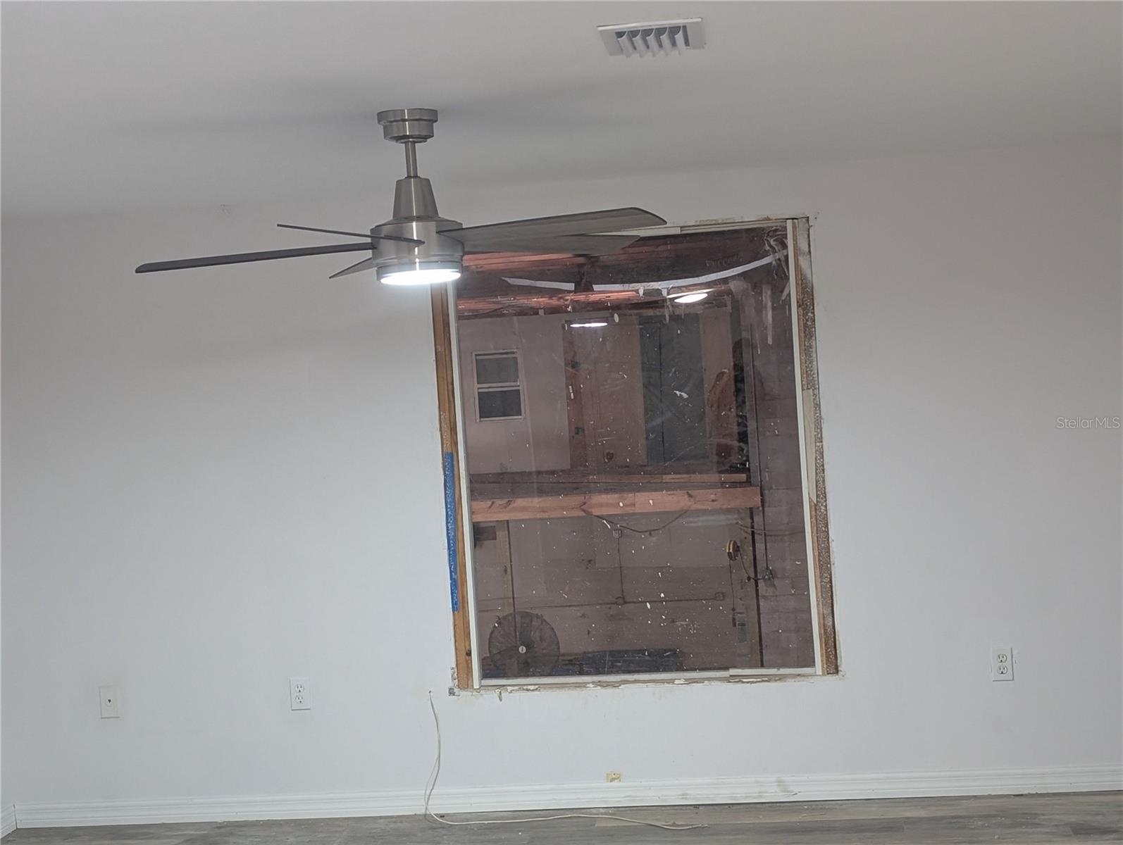 Image 22 of 47 For 6537 116th Avenue