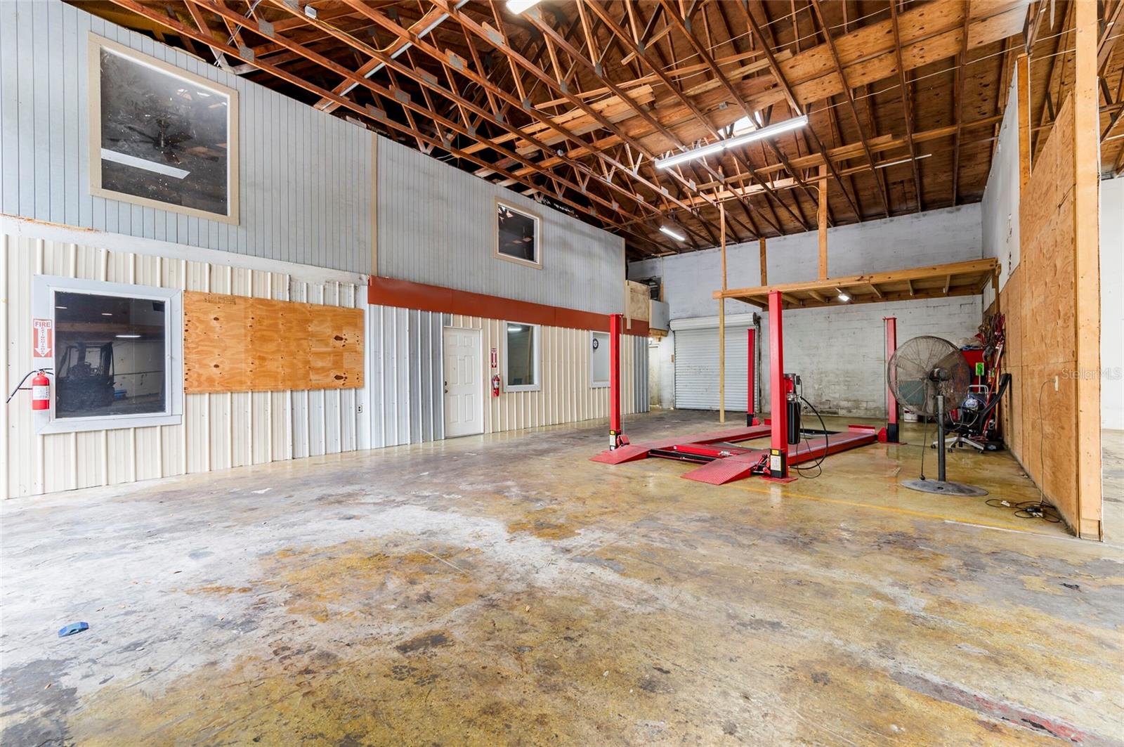 Image 31 of 47 For 6537 116th Avenue