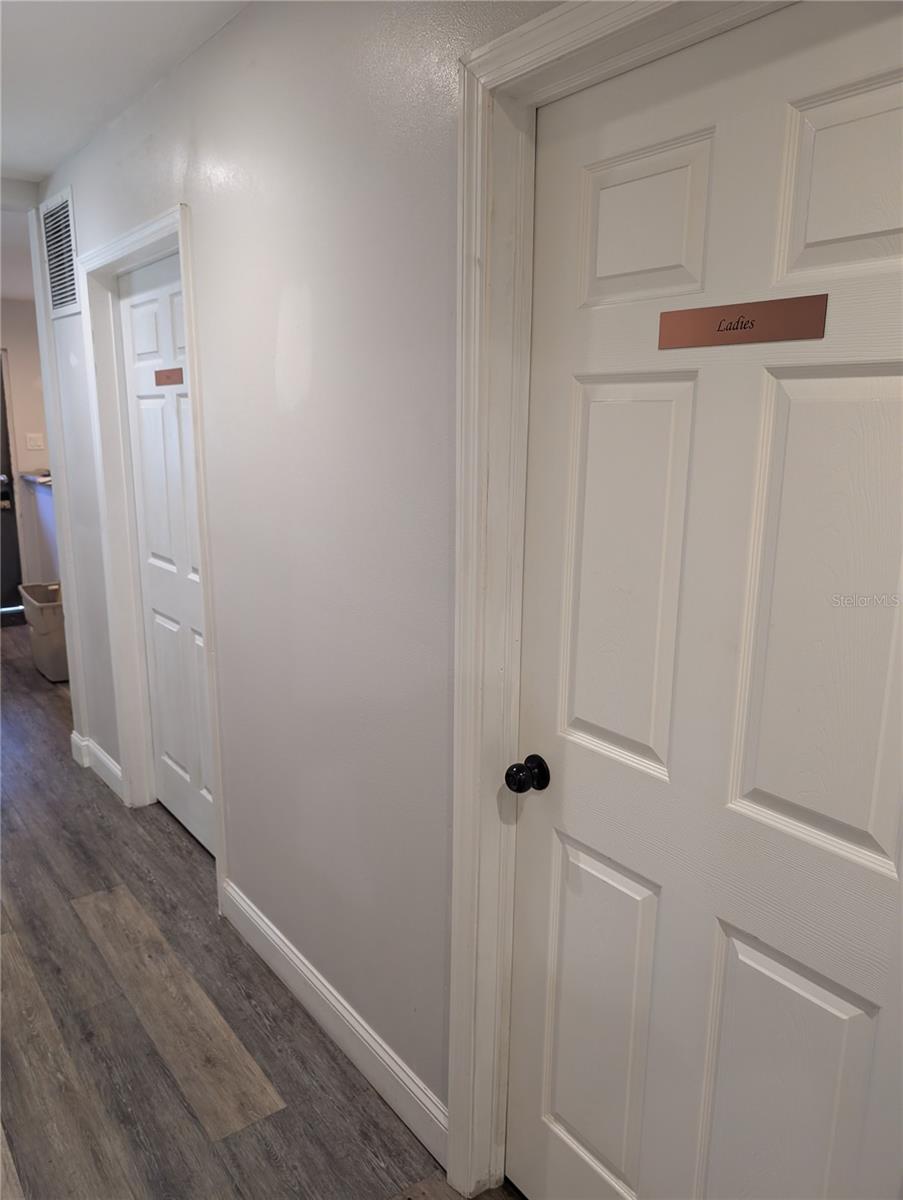 Image 9 of 47 For 6537 116th Avenue