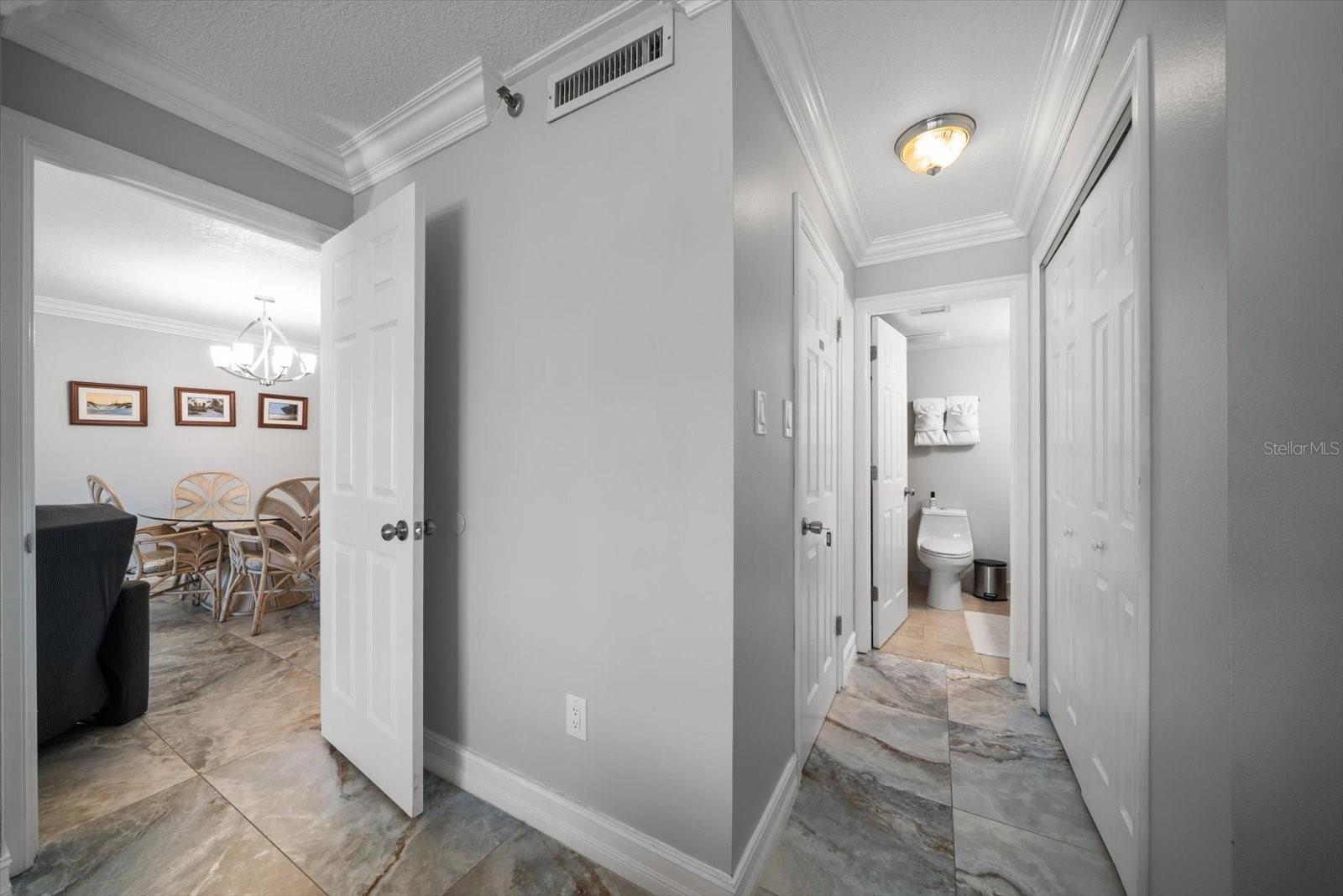 Image 21 of 53 For 1300 Gulf Boulevard 202