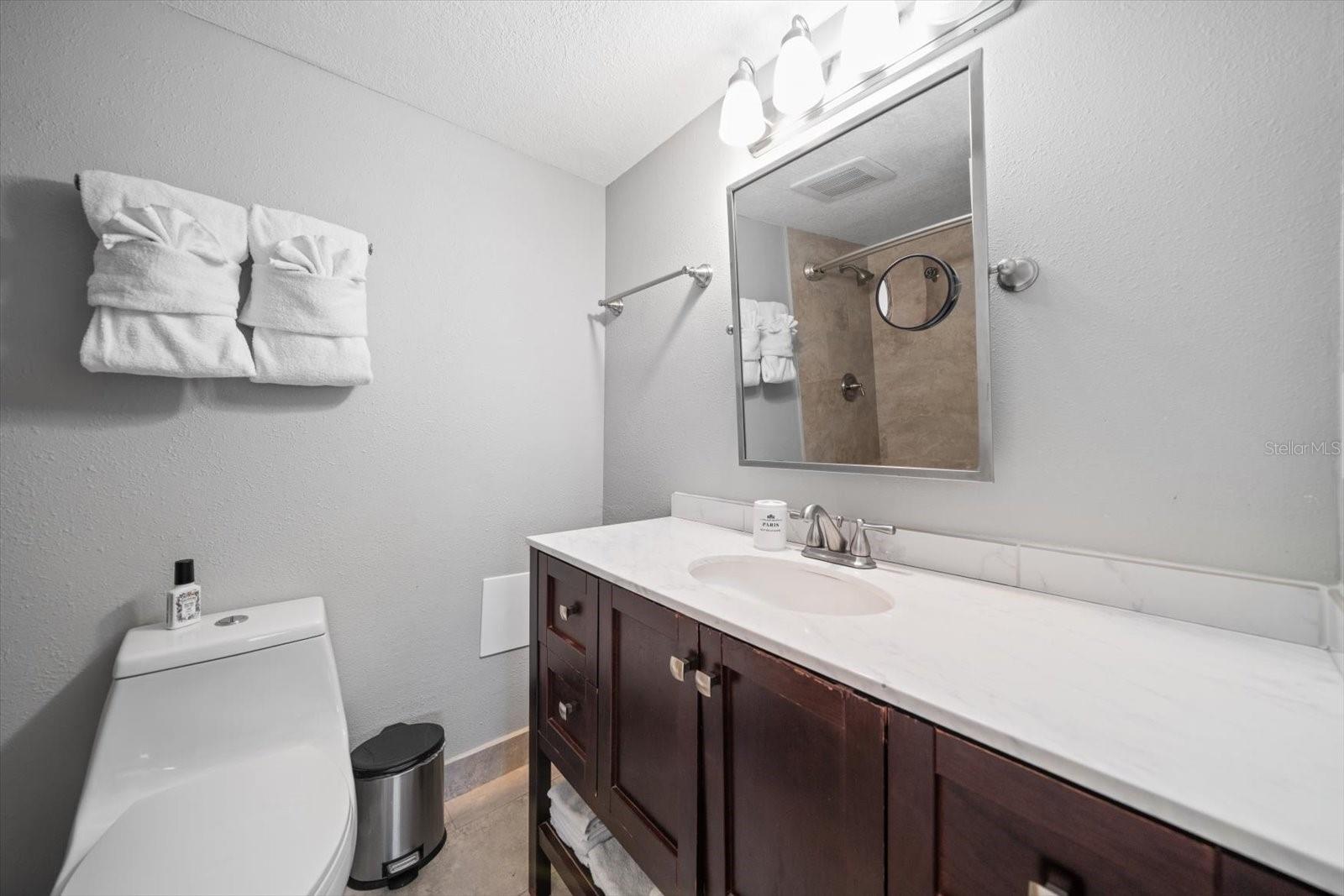 Image 23 of 53 For 1300 Gulf Boulevard 202