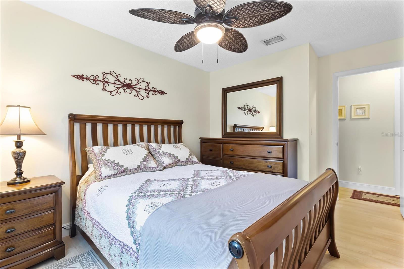 Image 19 of 26 For 3424 Annette Court 64