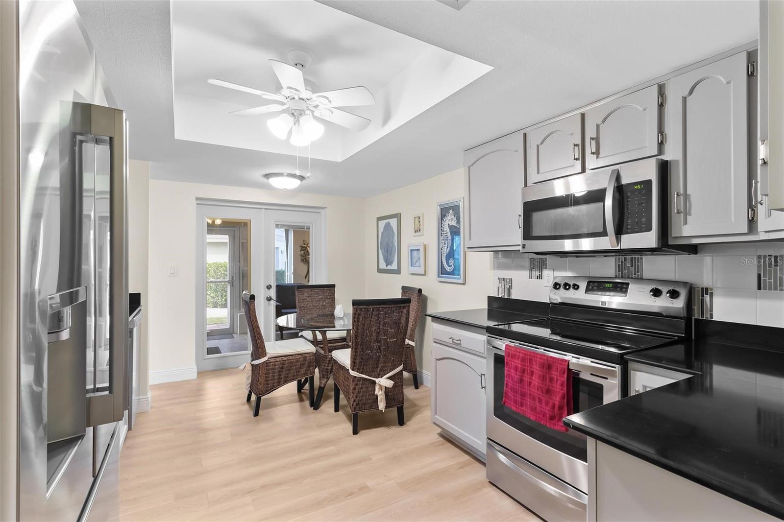 Image 9 of 26 For 3424 Annette Court 64